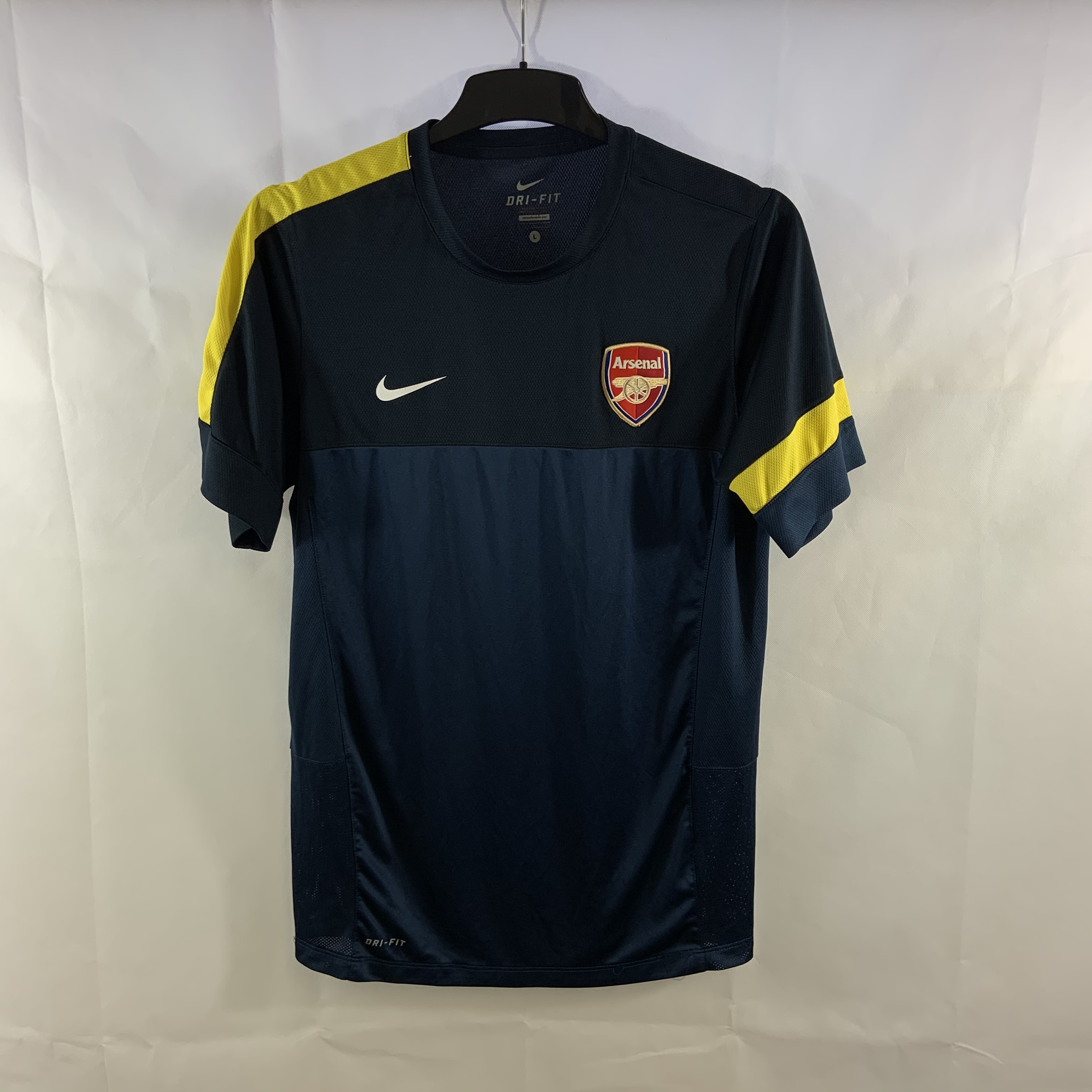 Arsenal Training Football Shirt 2012/13 Adults Large Nike D988 ...