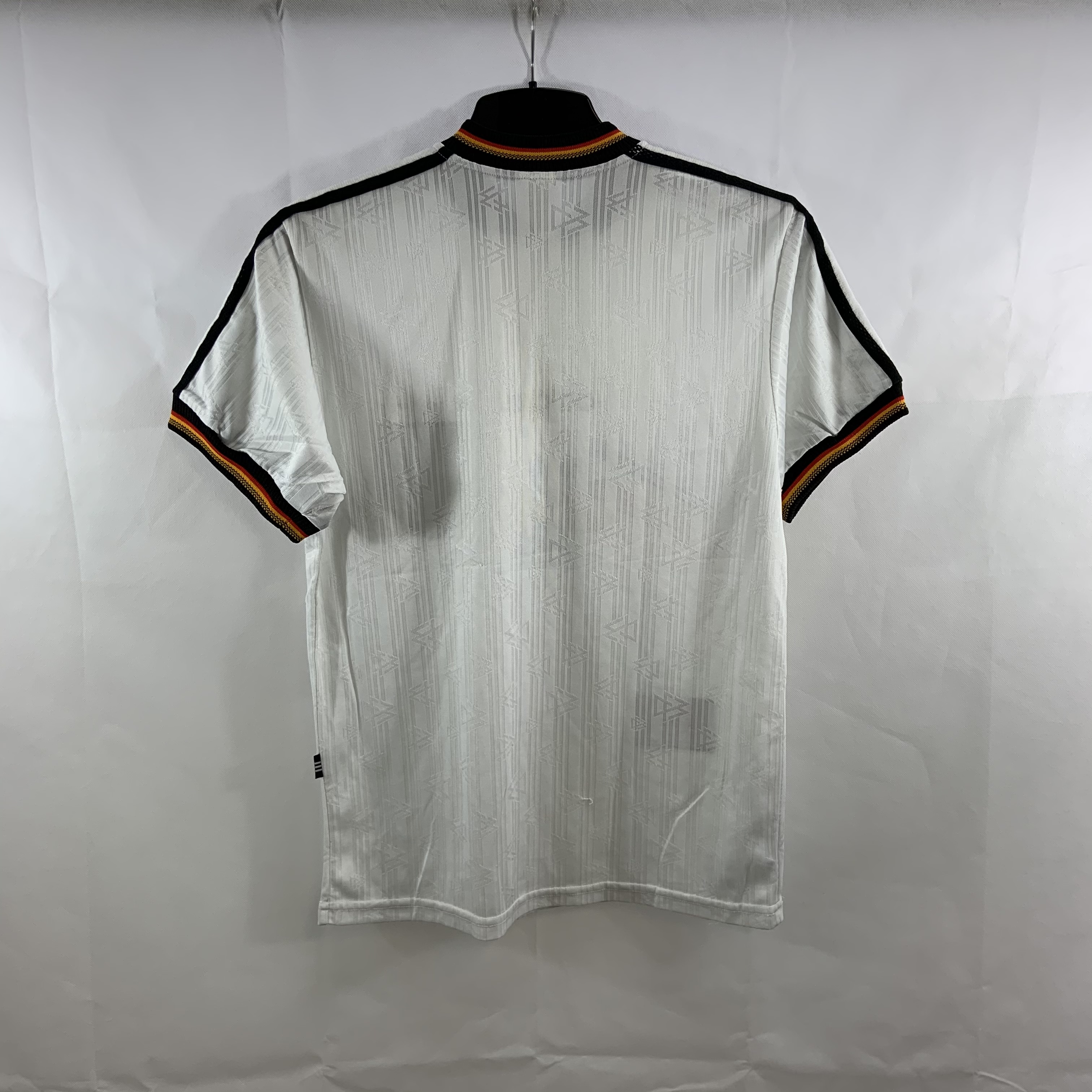 213F082D-1E7C-465E-AB26-567CA48B641C