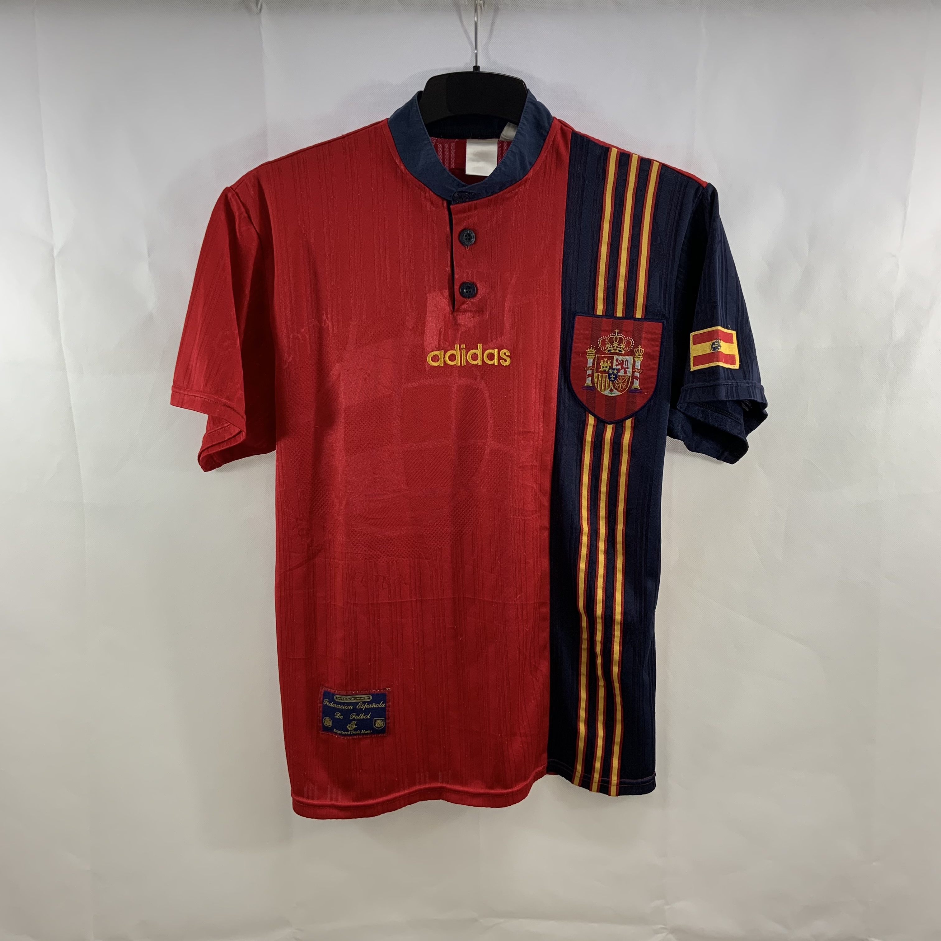 8CC04996-5F32-4D32-81DF-9E6319A72216