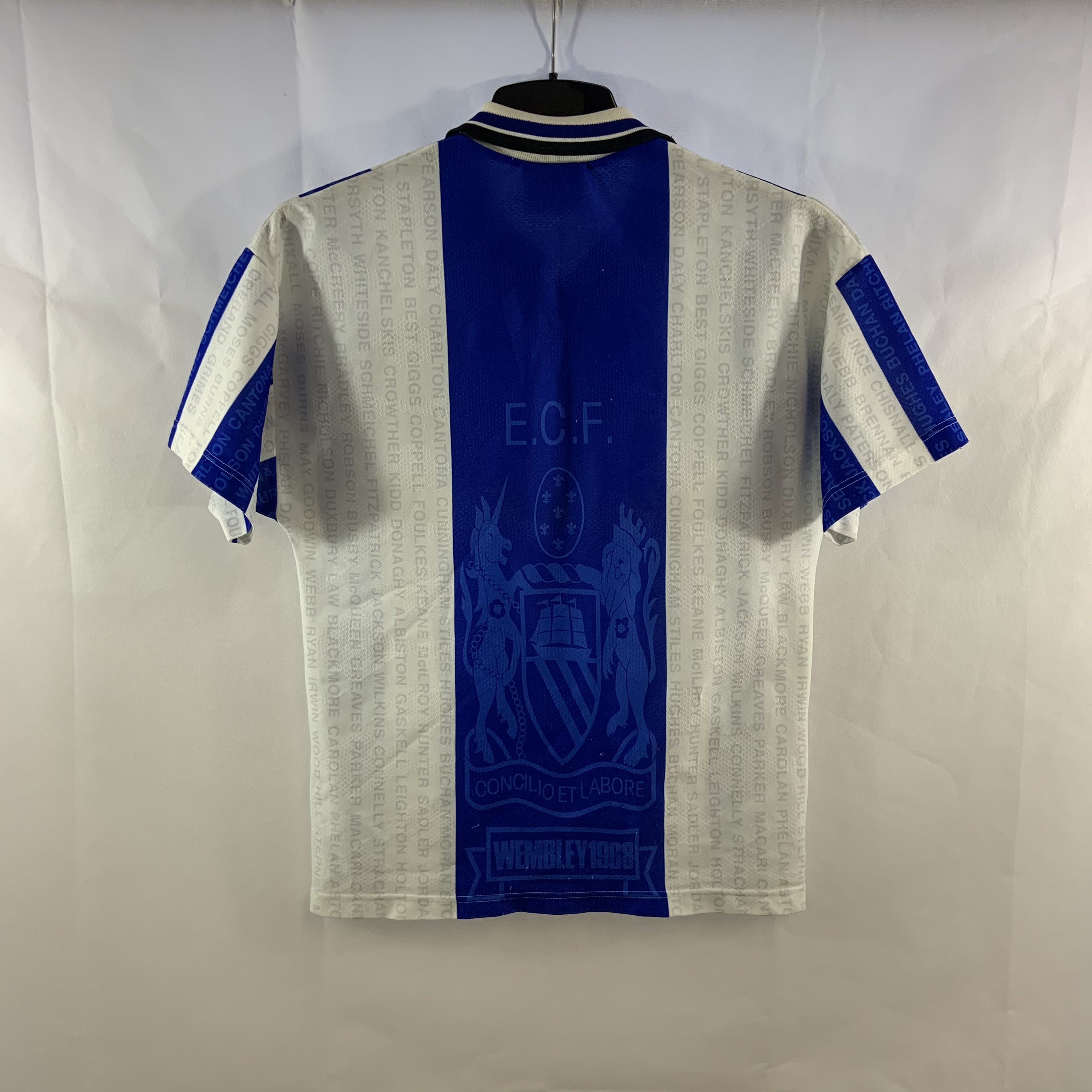 37386810-933B-466A-A287-1537497E044C