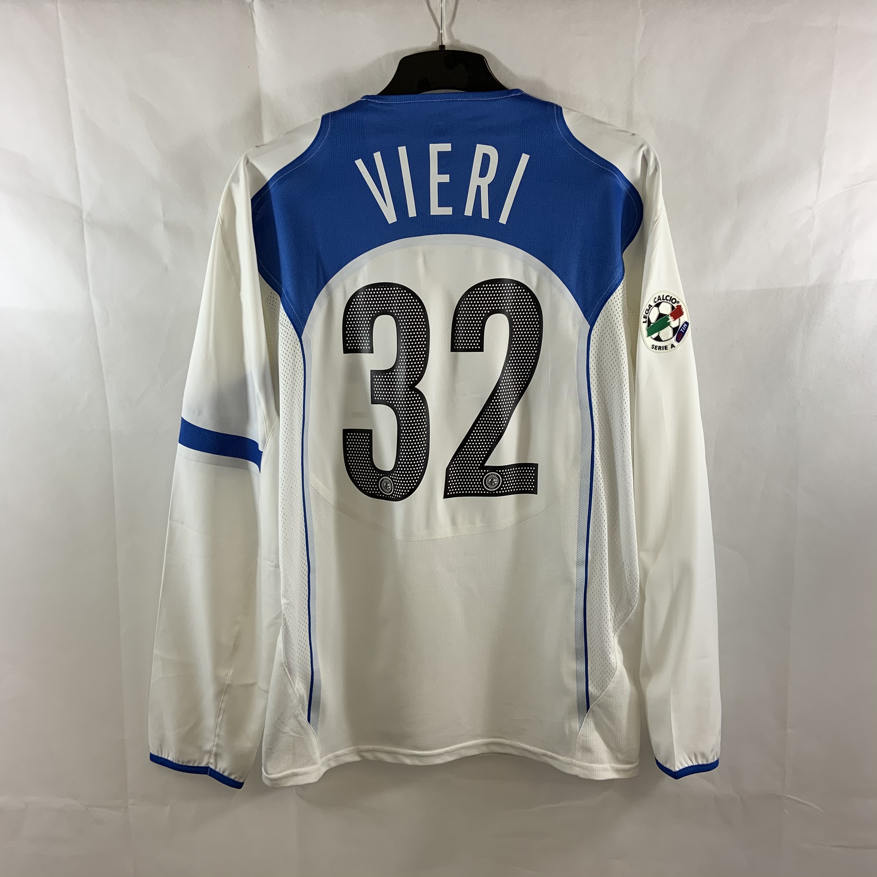 Inter Milan Matchworn Vieri 32 L/S Away Football Shirt 2004