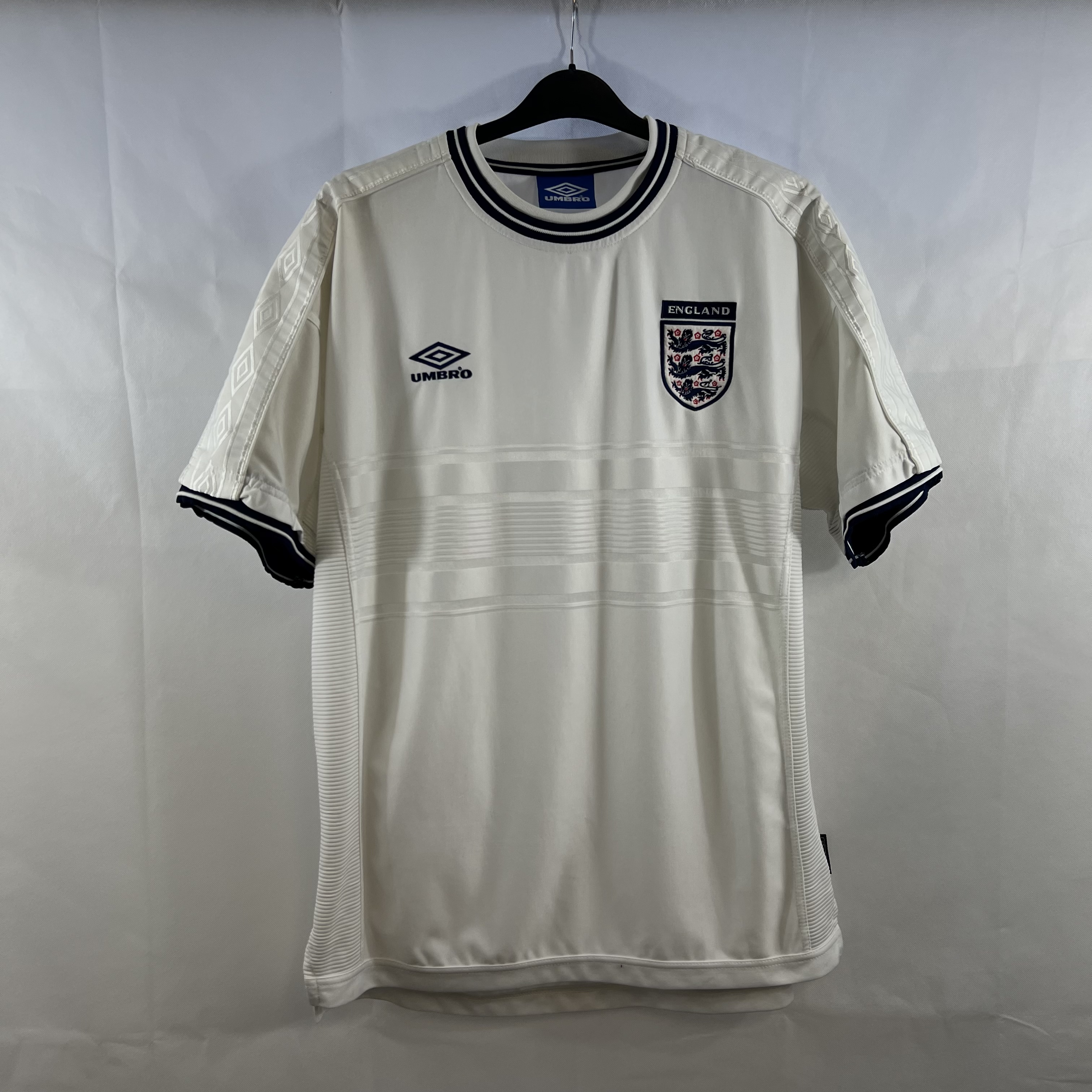 99C7A717-57A3-4C29-A2B5-3F912DFD5348