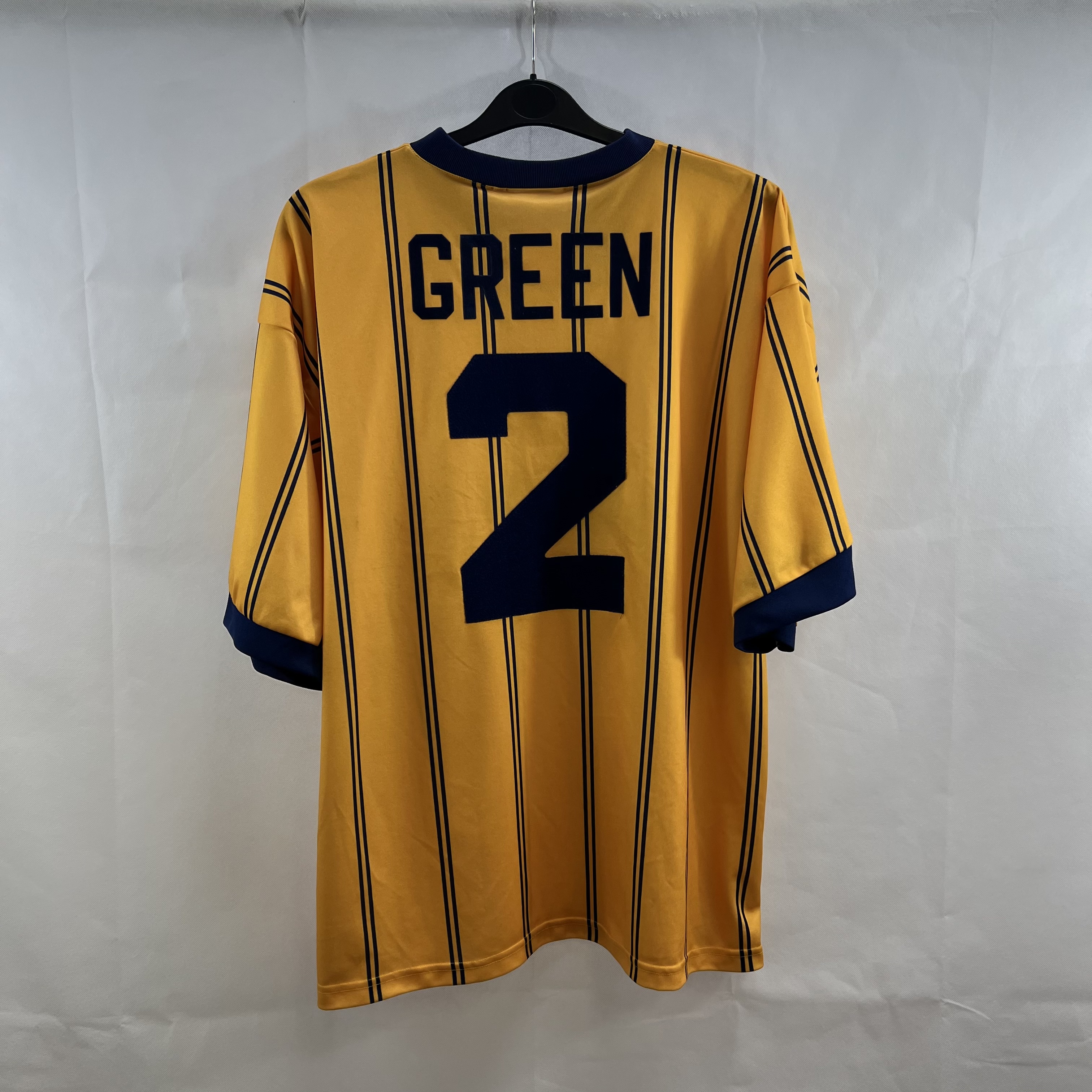 21CBE67C-3BF1-4C2F-A29D-82662060C403