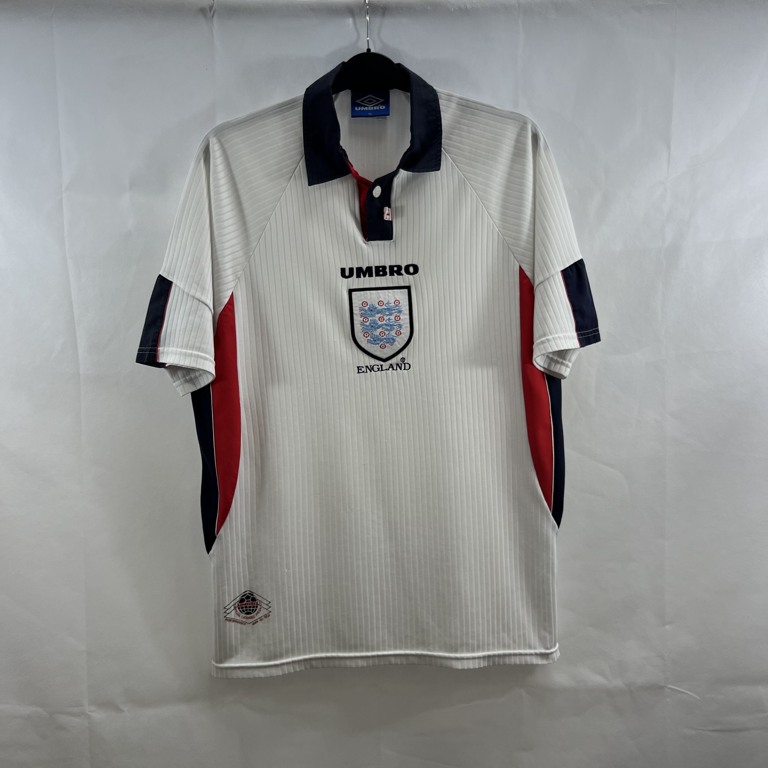 7A469032-E980-40D2-80FE-80012BDFB806