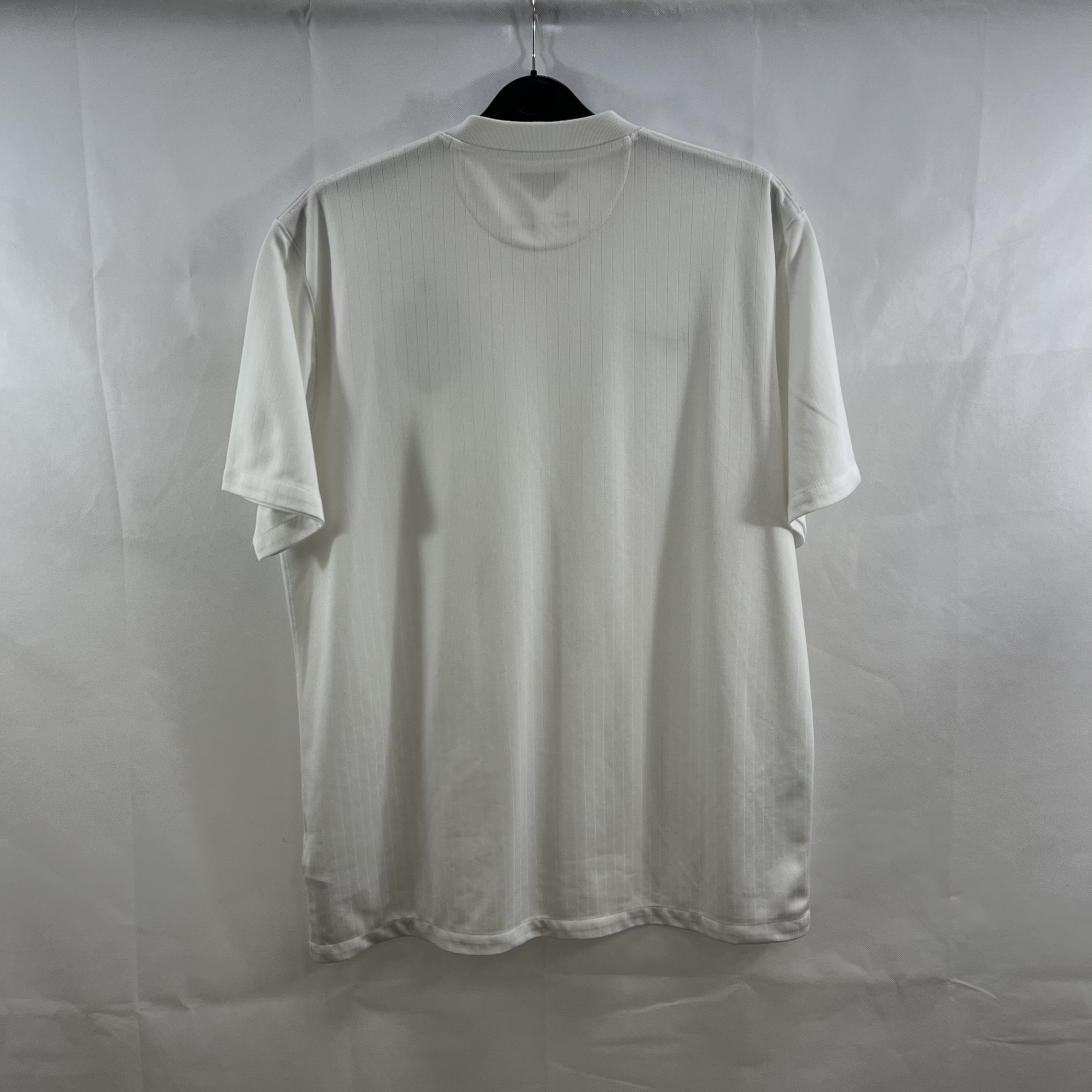 15E03877-6CBA-4799-BBAF-52B6019ECCA7