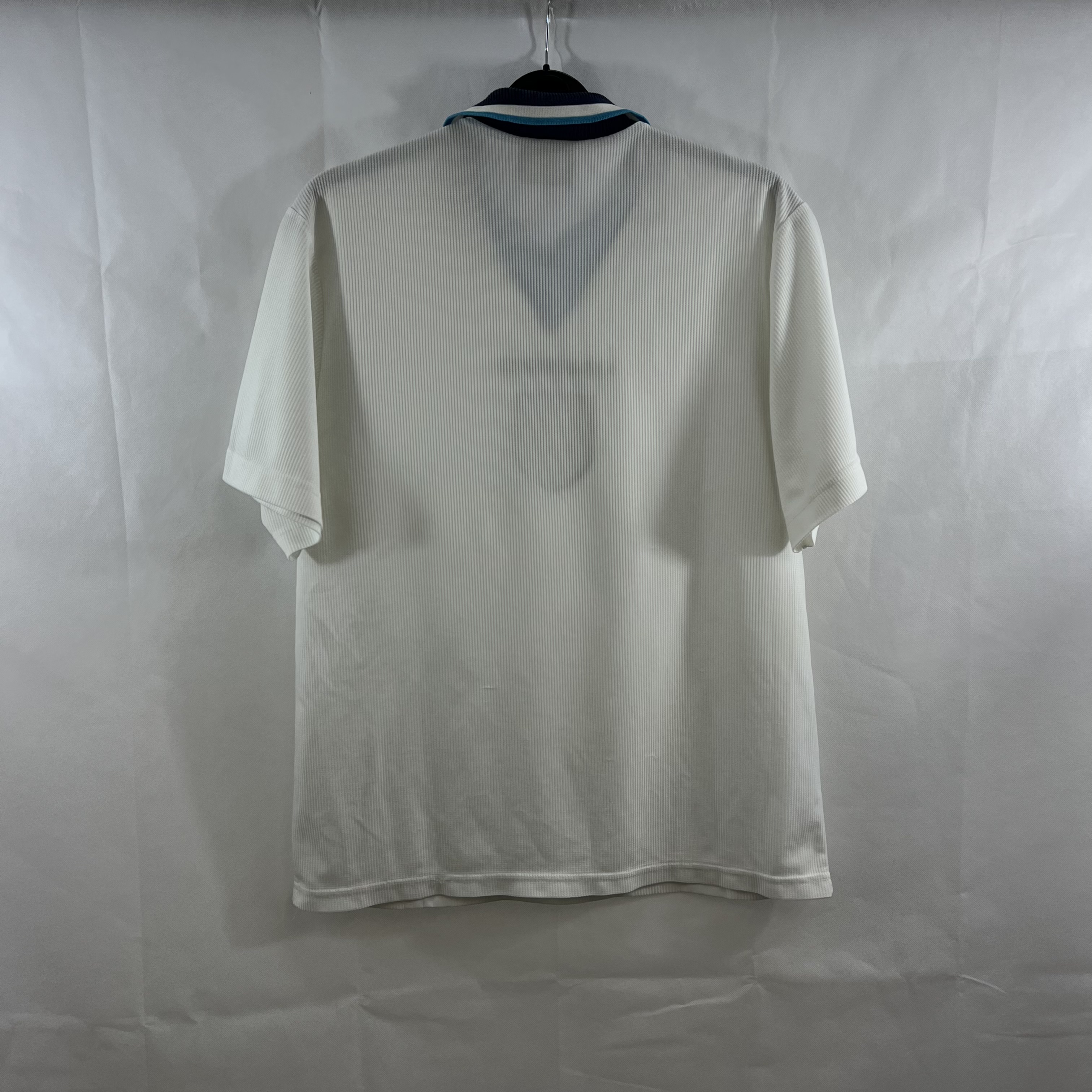 CB9802BF-0570-44A9-977F-A74852D9D073