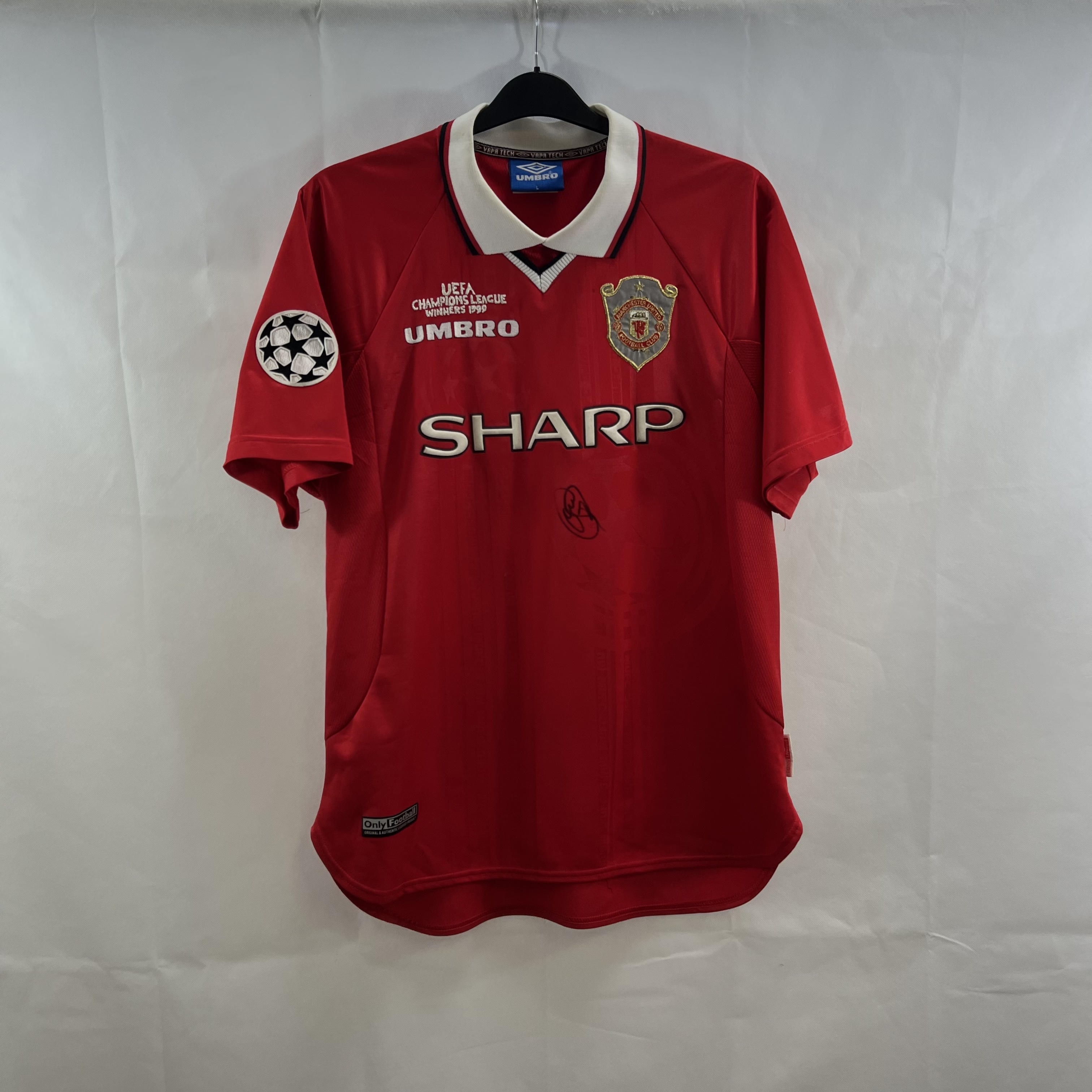 CEBA5741-75D7-440E-972B-D8B3310C6804