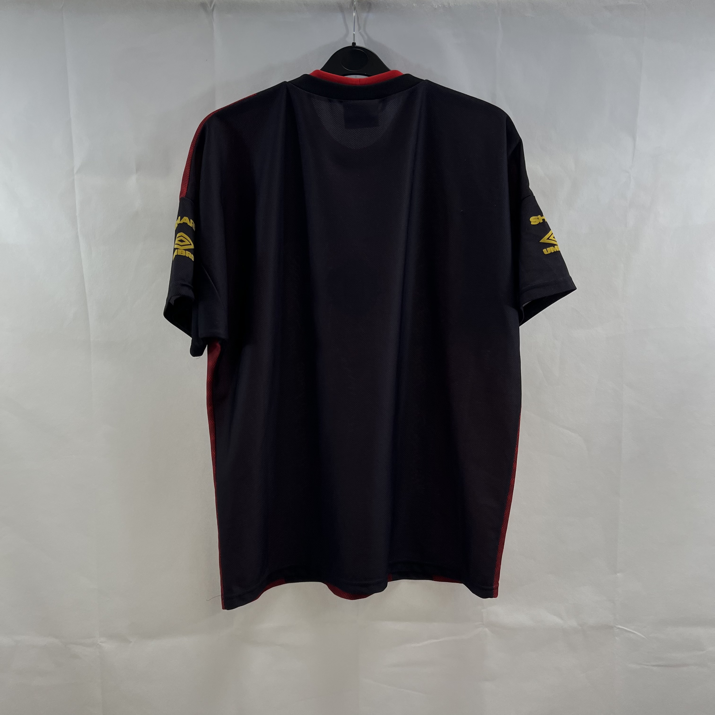 D5C56B92-ED3A-4A95-AD3A-D9DE78B0DEBE