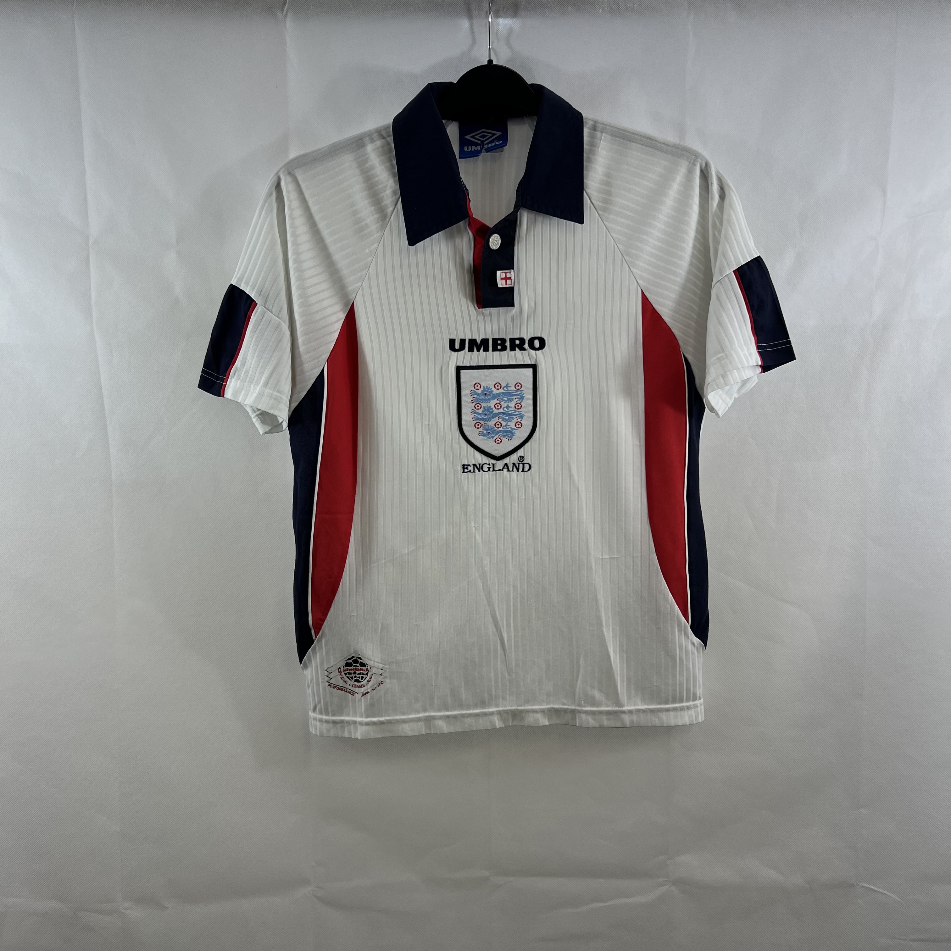 DCD5C992-8C98-4322-8E14-D83E57B22E61