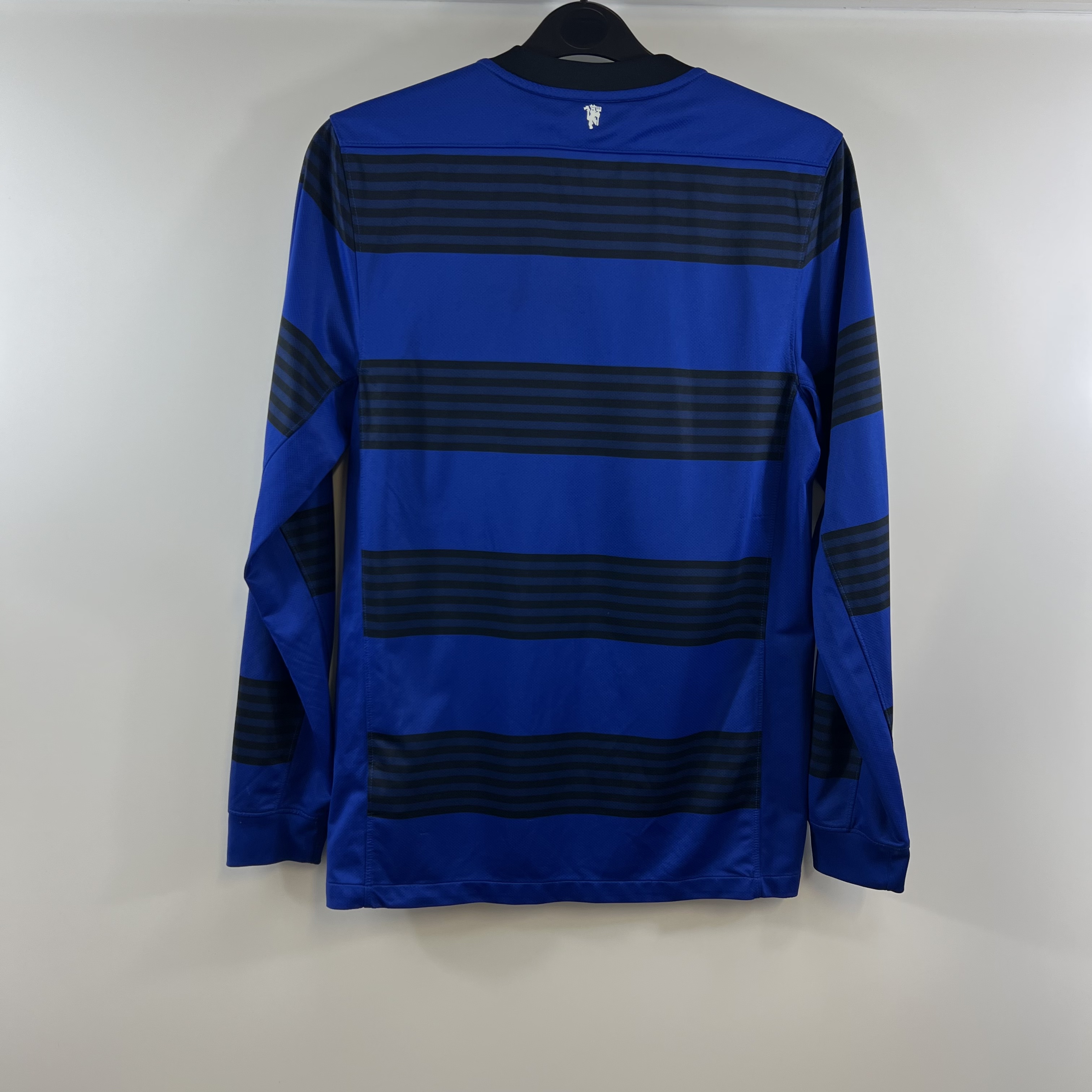 BDDA29DD-1D0E-4E9A-BB7E-CB334E178680