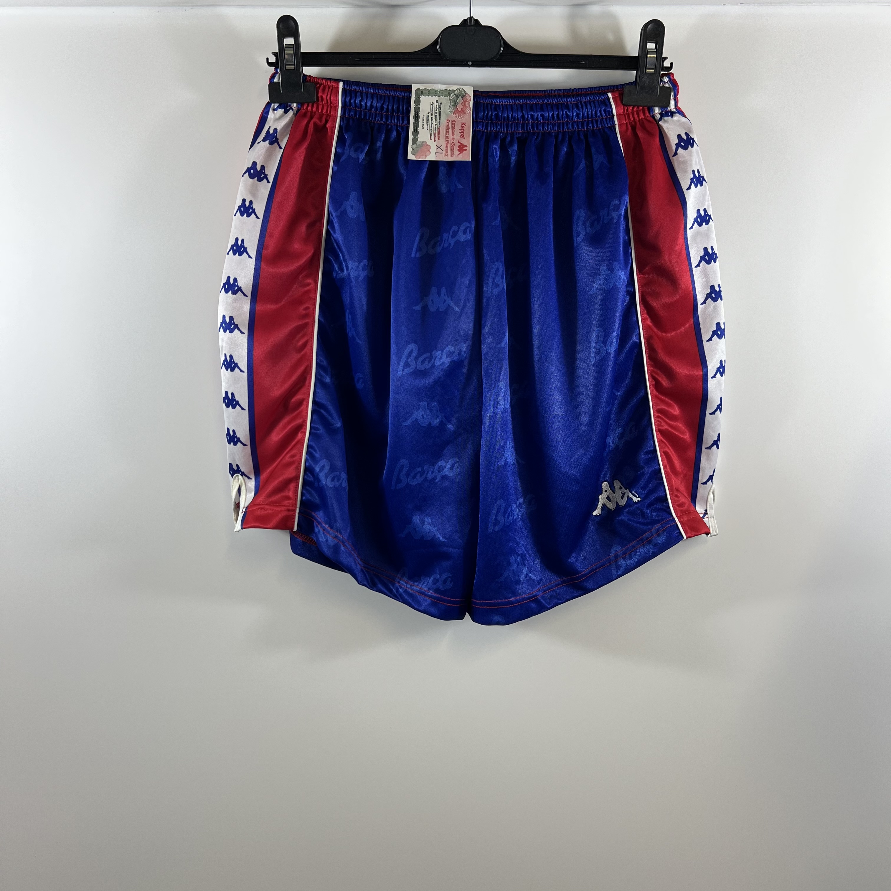 1E335E0B-C142-45B4-9972-D5EDBCB4C3D6