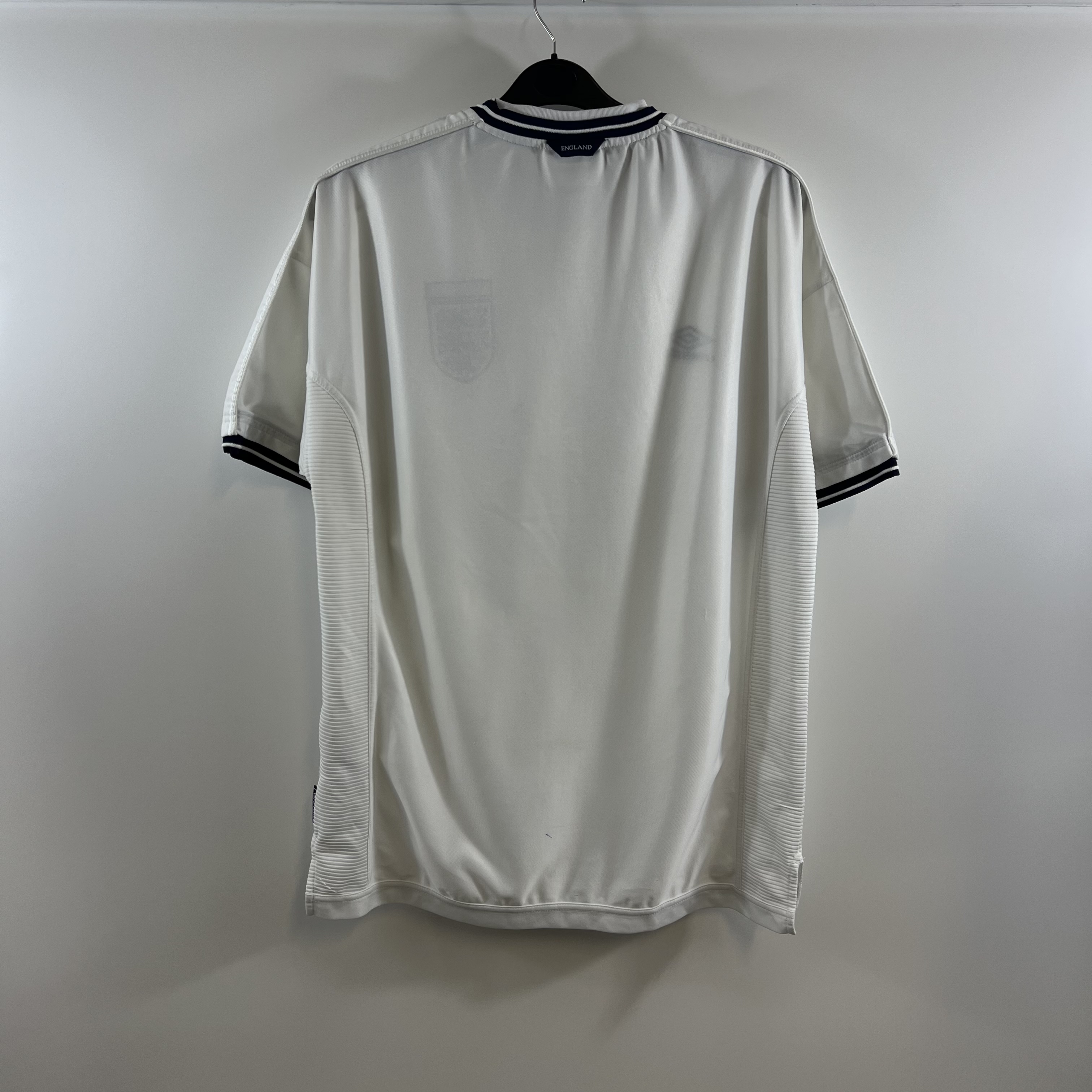 658A54B1-BA23-48F4-BAE8-F2F273020A5F