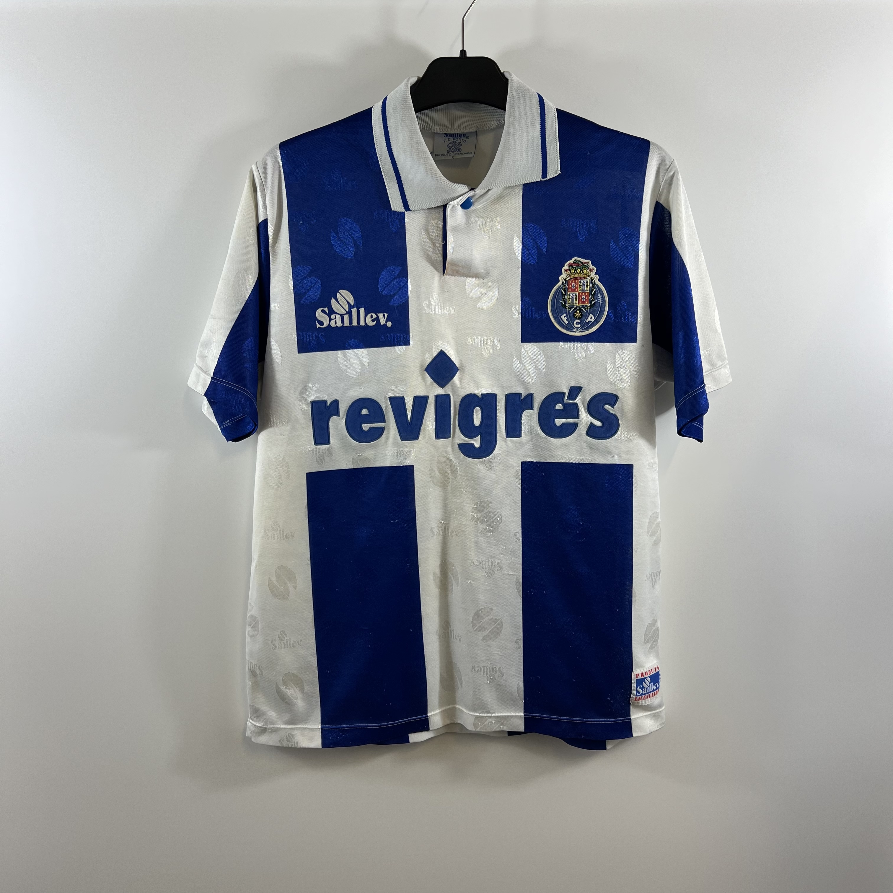 A091A118-FE7E-435F-B415-BEE540854B20