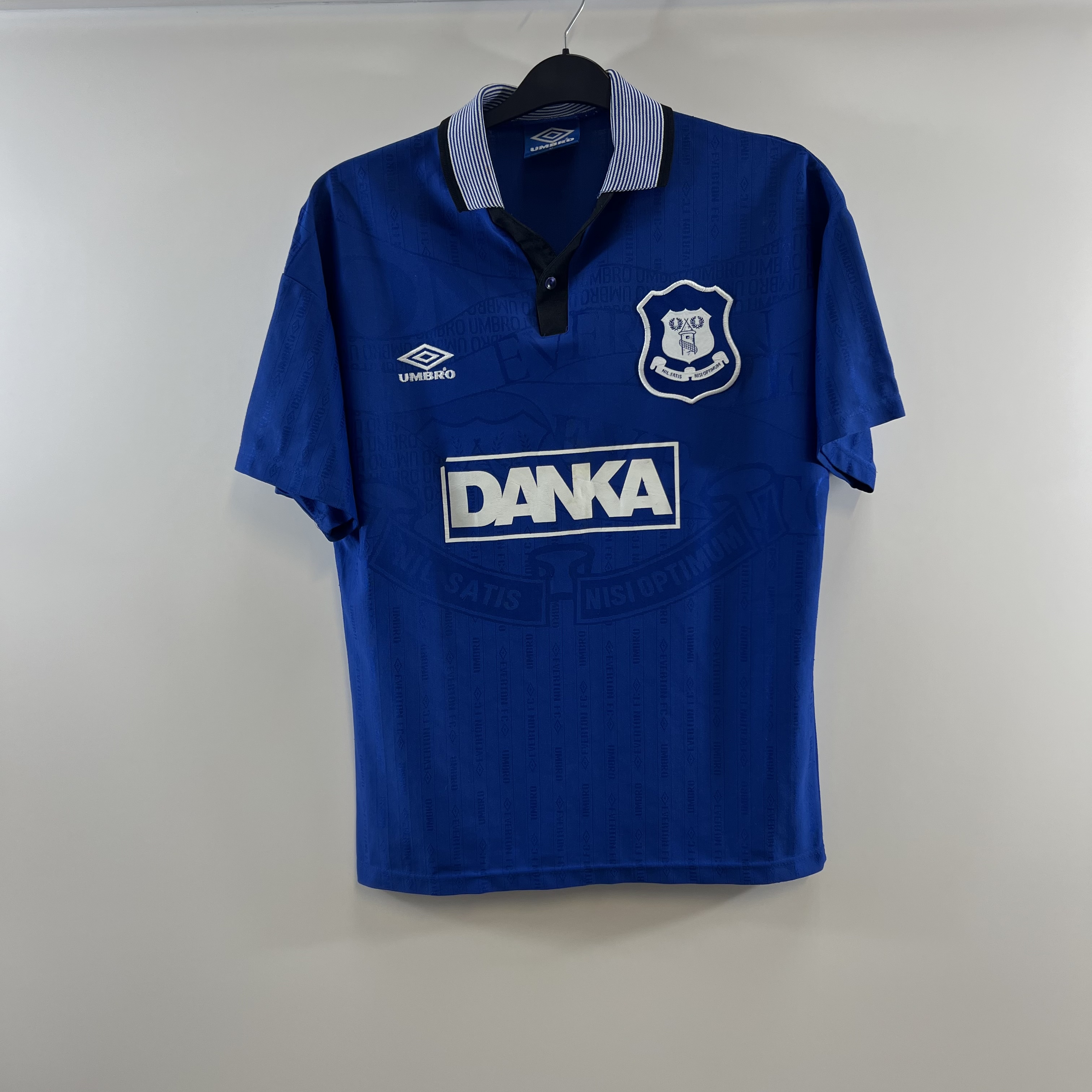 2DF2CA96-5E50-42EC-B645-B976B83905C9