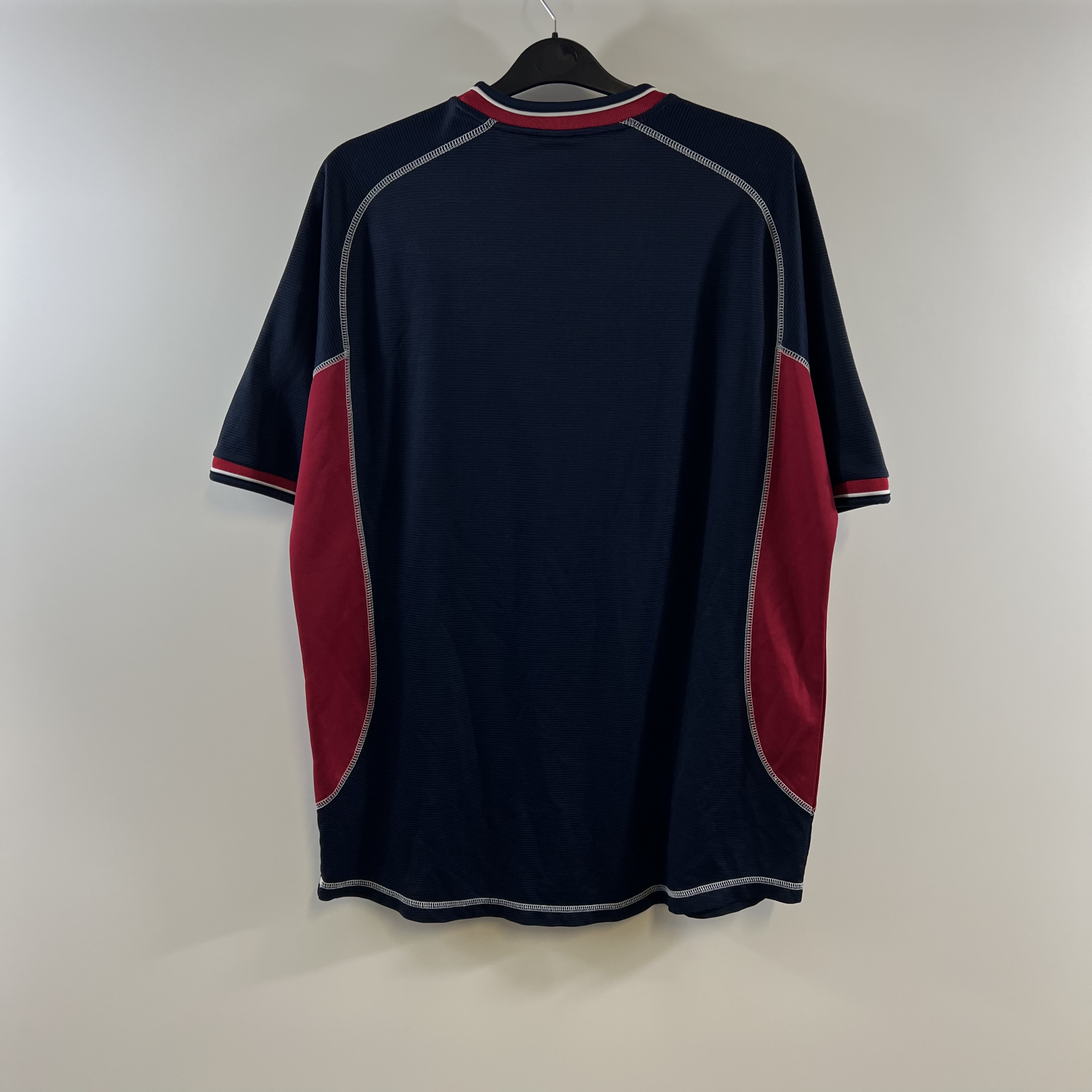 C66F0C49-646A-42B7-A1BF-F522E4E66226