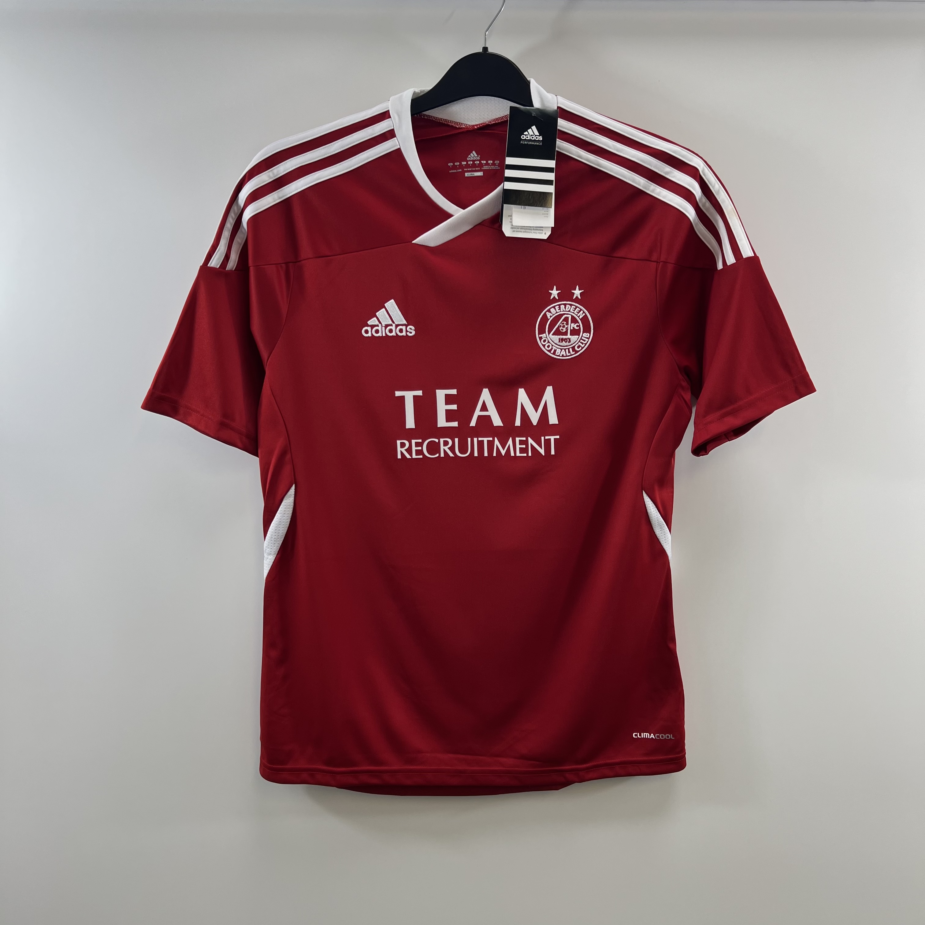 8C996135-5CD4-45C4-A044-FC1C02E9676E