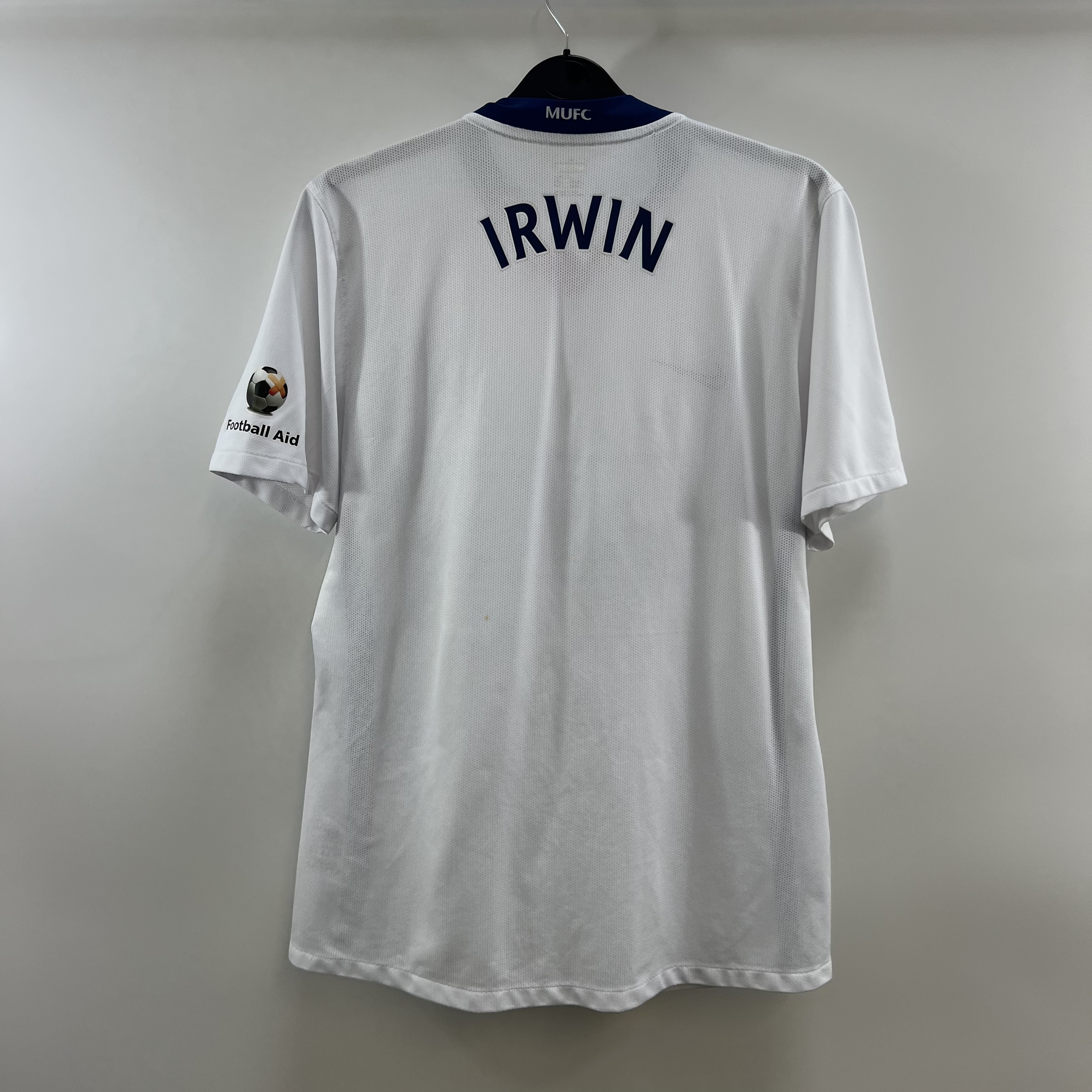 CFE0571E-FE4D-4A6C-9CE3-54A482E679D1