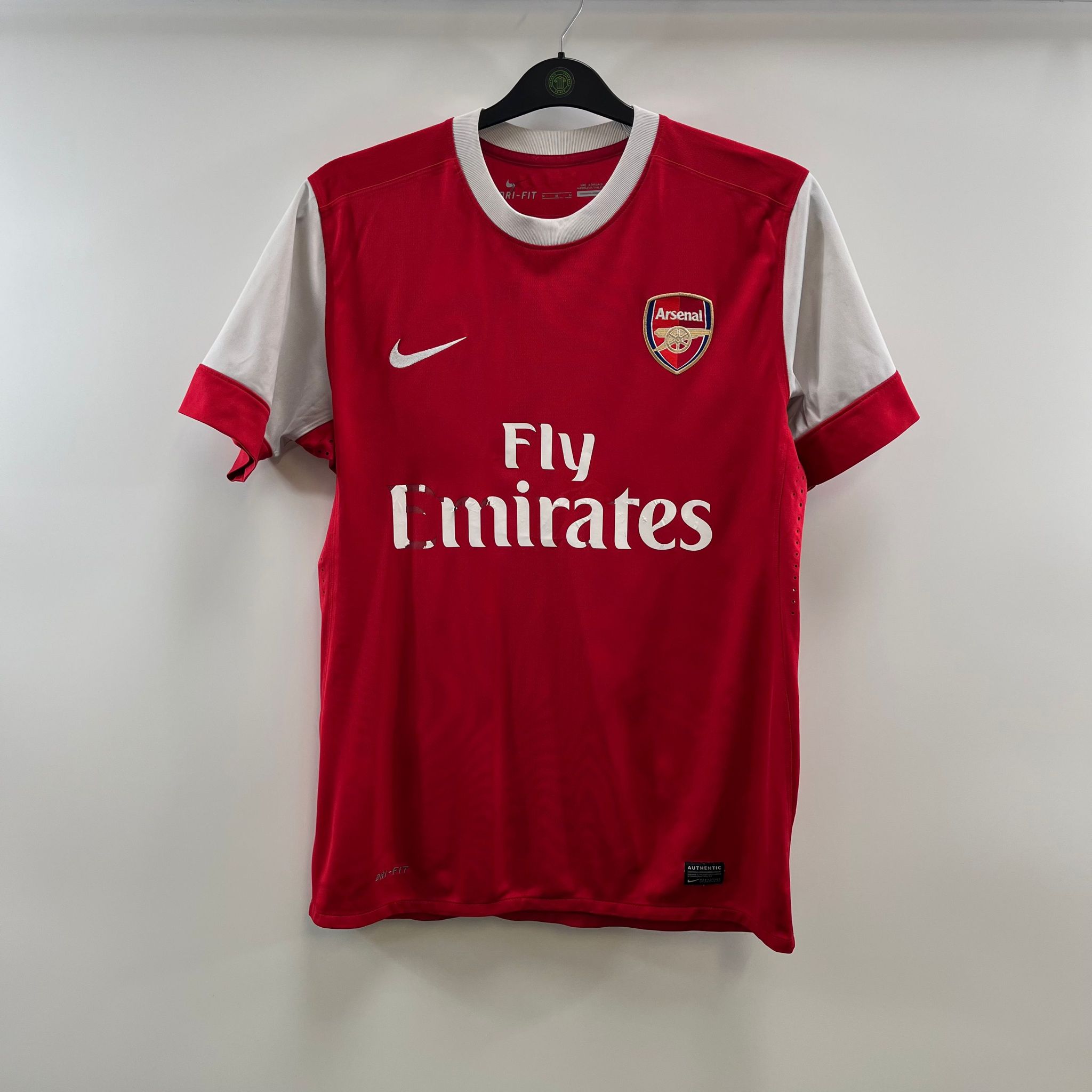 C6053E7B-1B0C-4FC9-9563-D65E181EA284