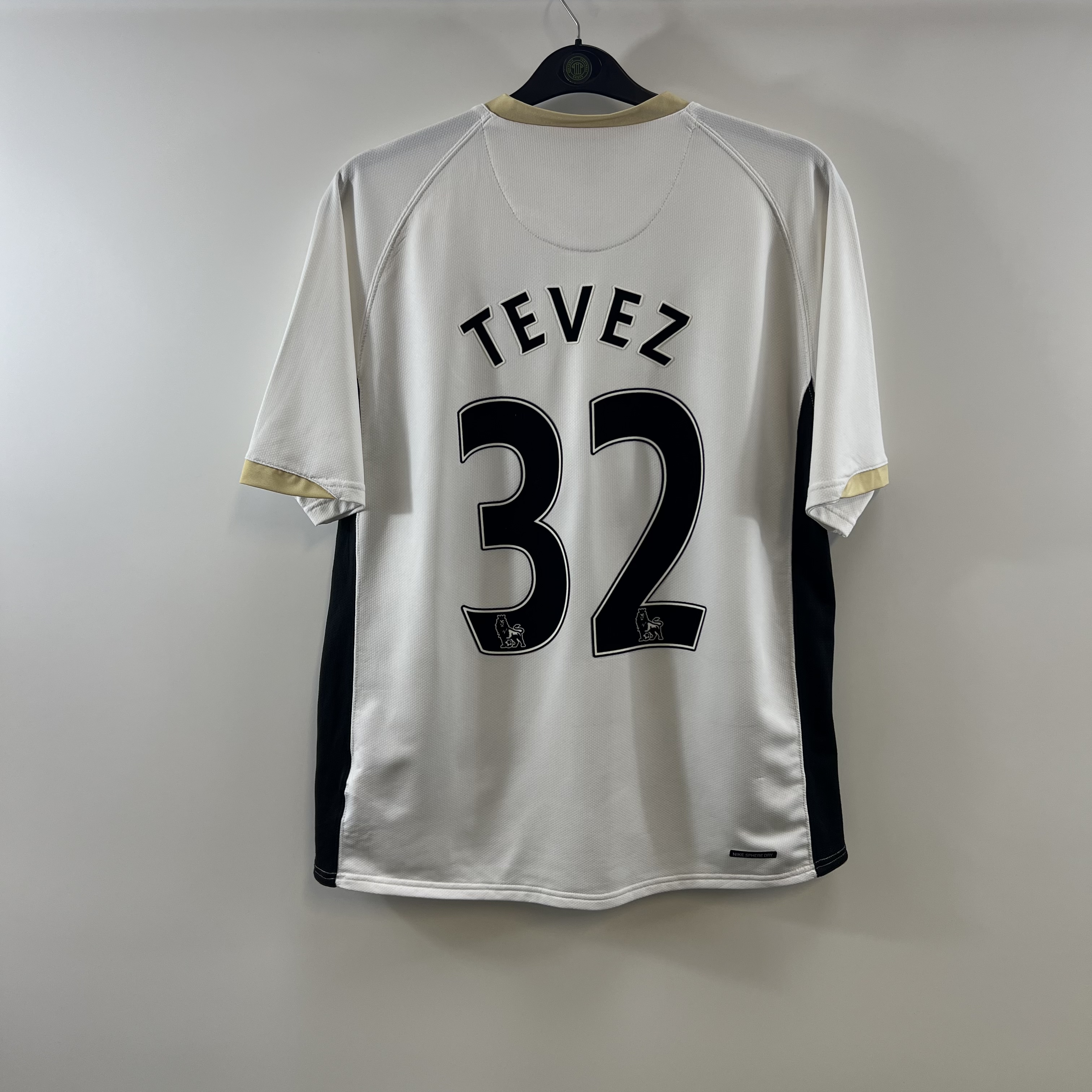 0BF88C93-C3D7-45B1-9E61-45821A35FBAE