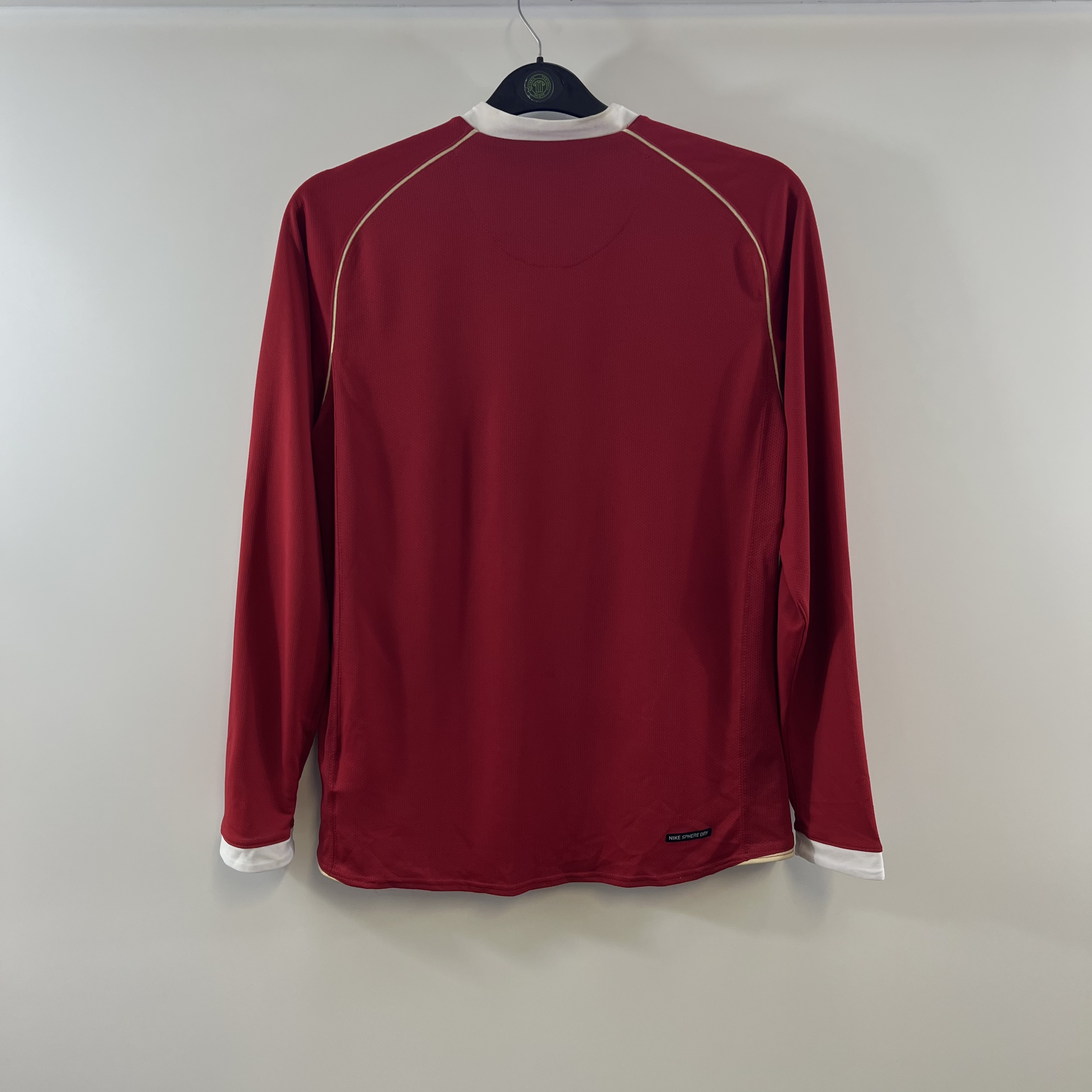 48ECE7BA-182A-40D2-9A3F-FBF38569C983