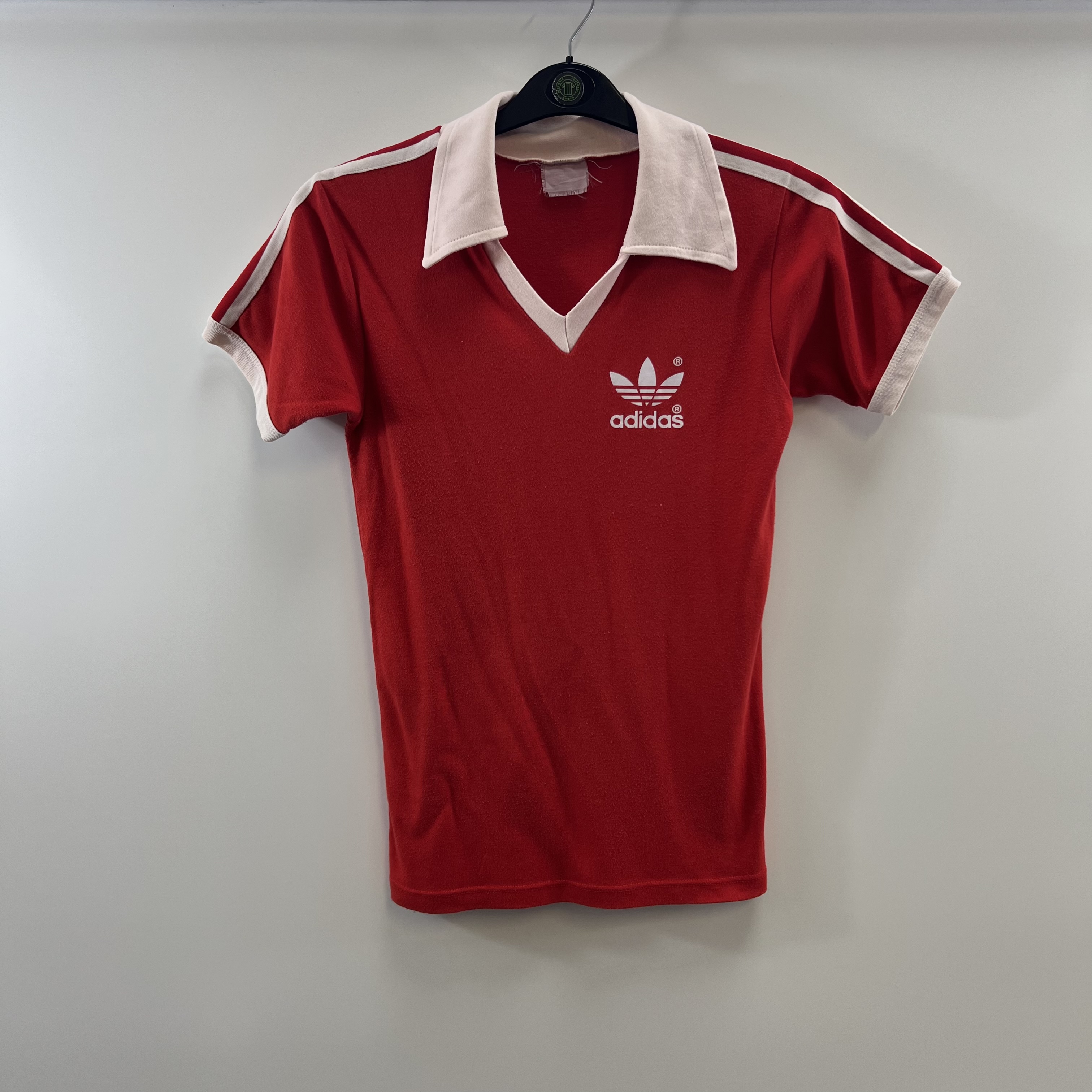 E1ED7AC6-3197-4F4A-A38C-6B254CCB4959