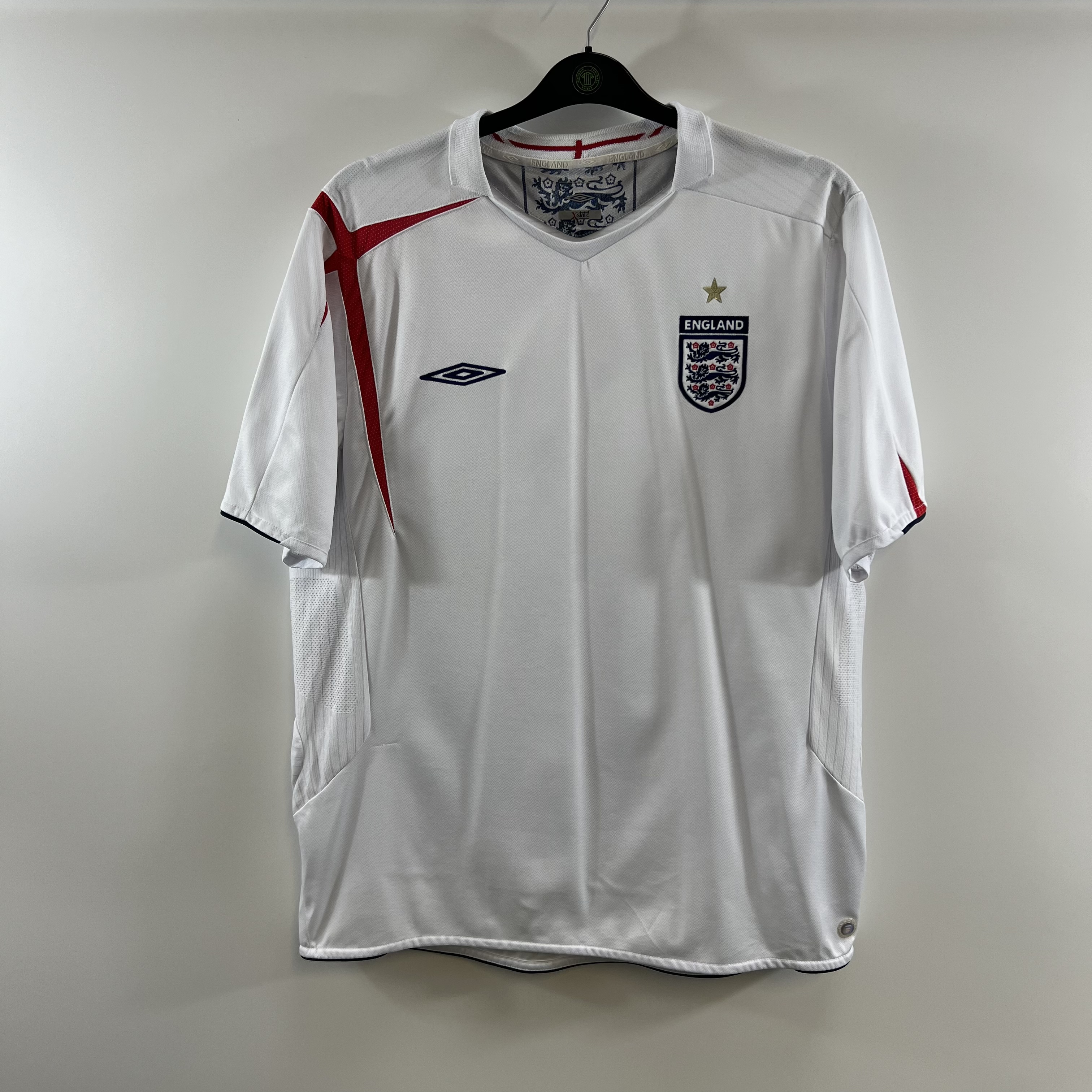 26F257D7-D3DB-43AB-B808-AFC40B4976C3