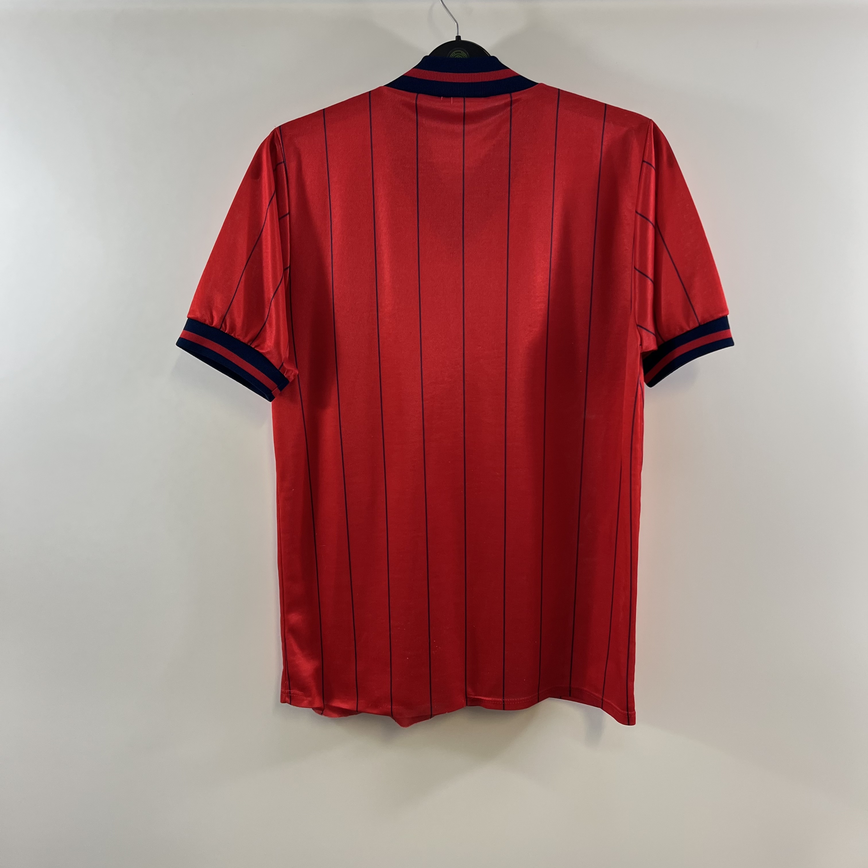 7FAD4C47-31AA-4A3A-BB7A-F32388839127