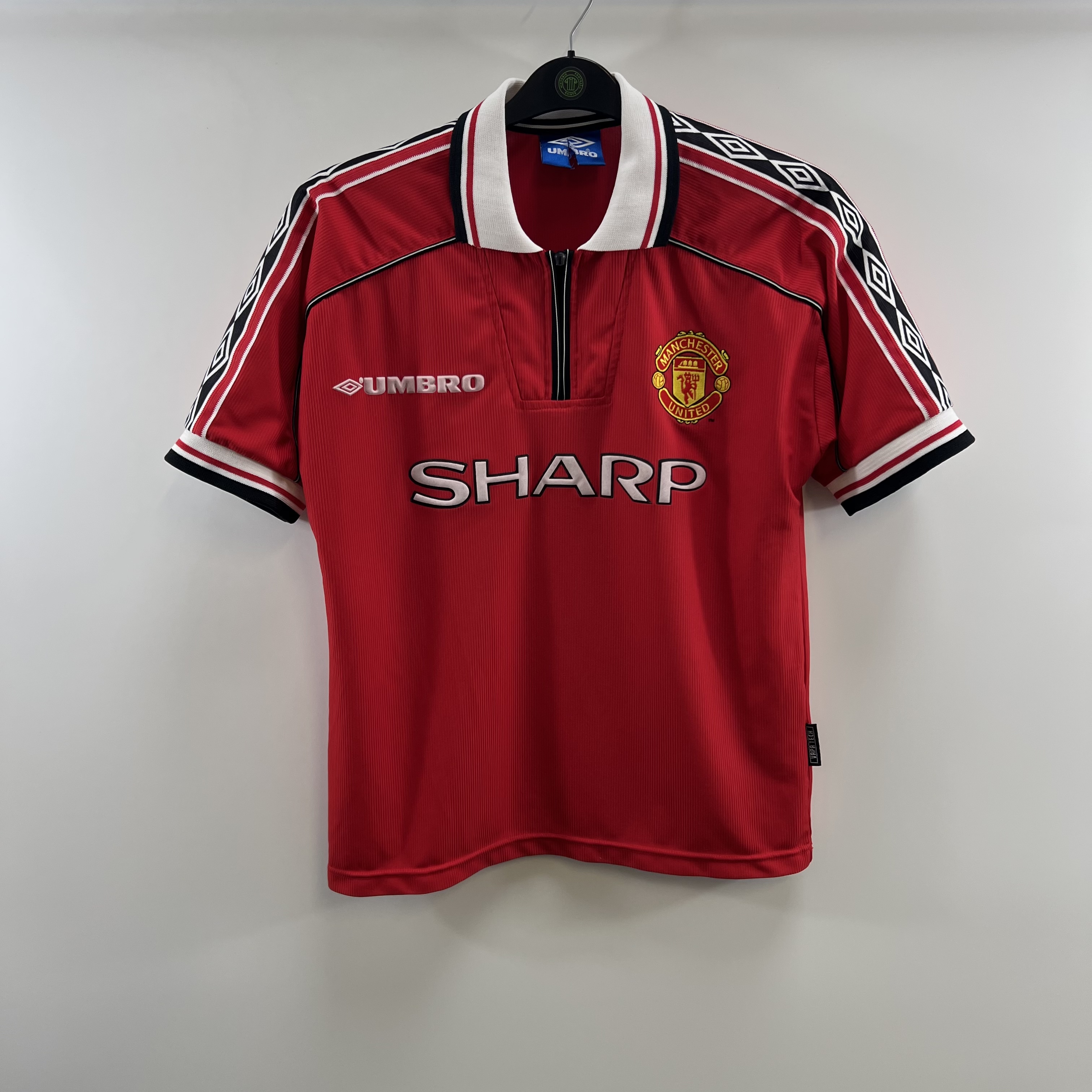 8AC59CAB-7563-451E-9CB7-CC71B19EA17E