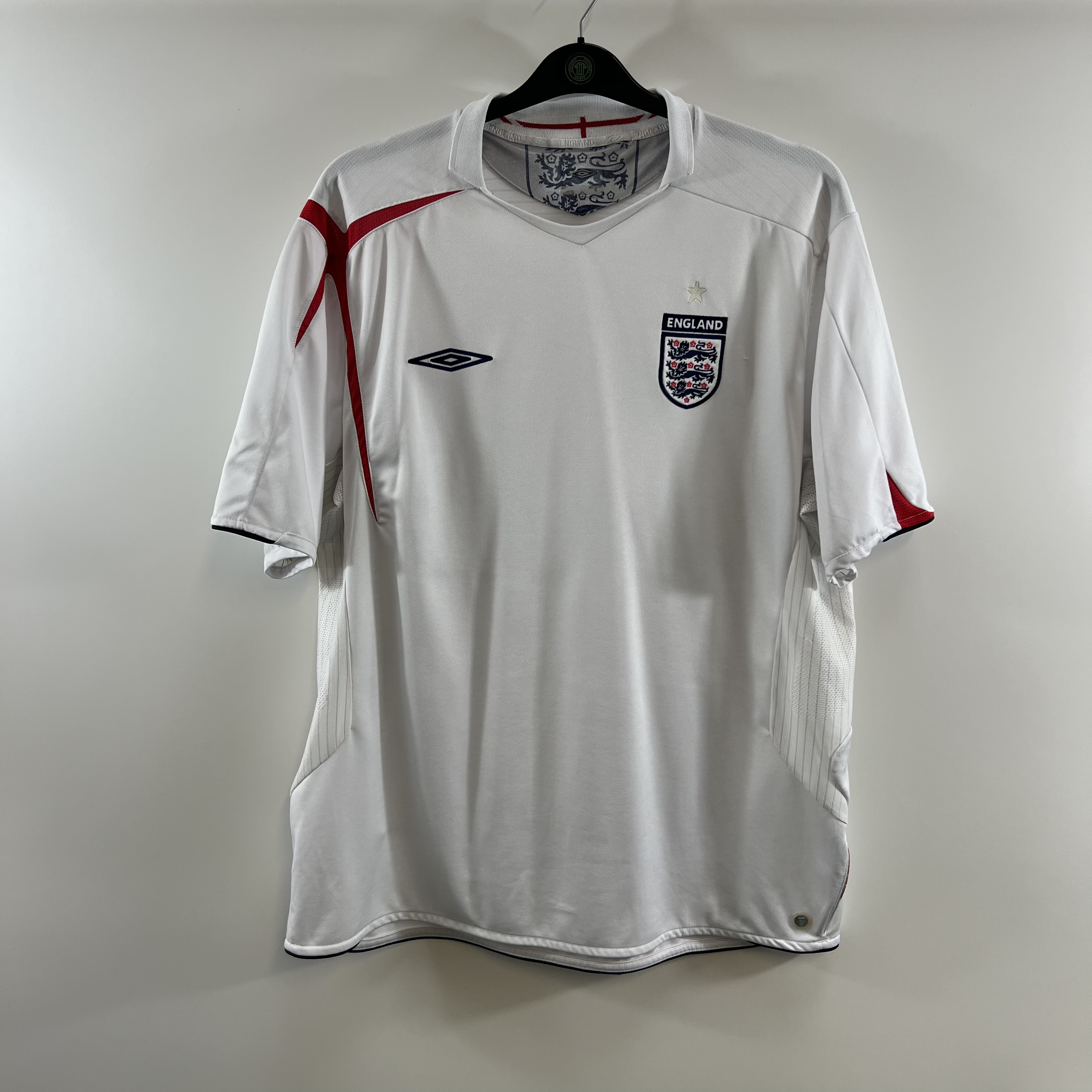 B926D8D5-0907-4209-B6B6-490E40B96CB5