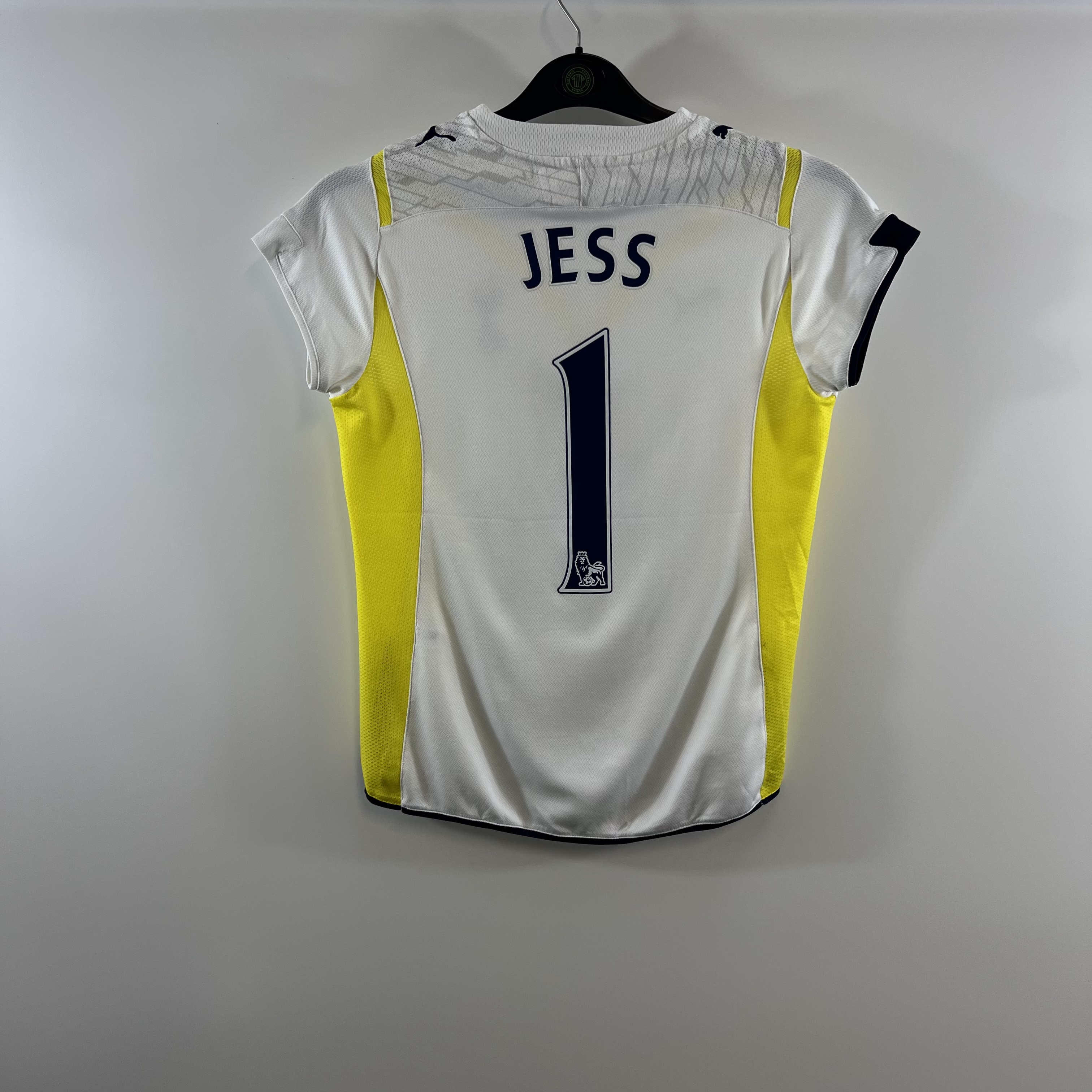 C623C8BC-0F5B-4598-A805-726647C92401