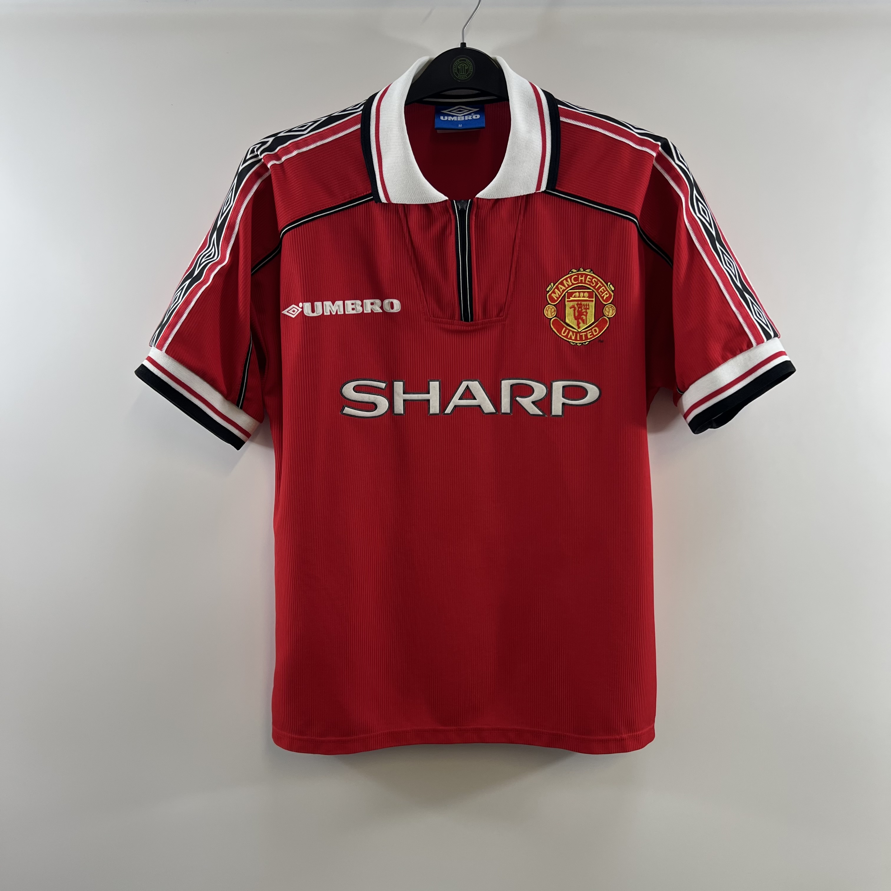 D555E7FF-4E76-4549-BC5B-22D7FD6072A7