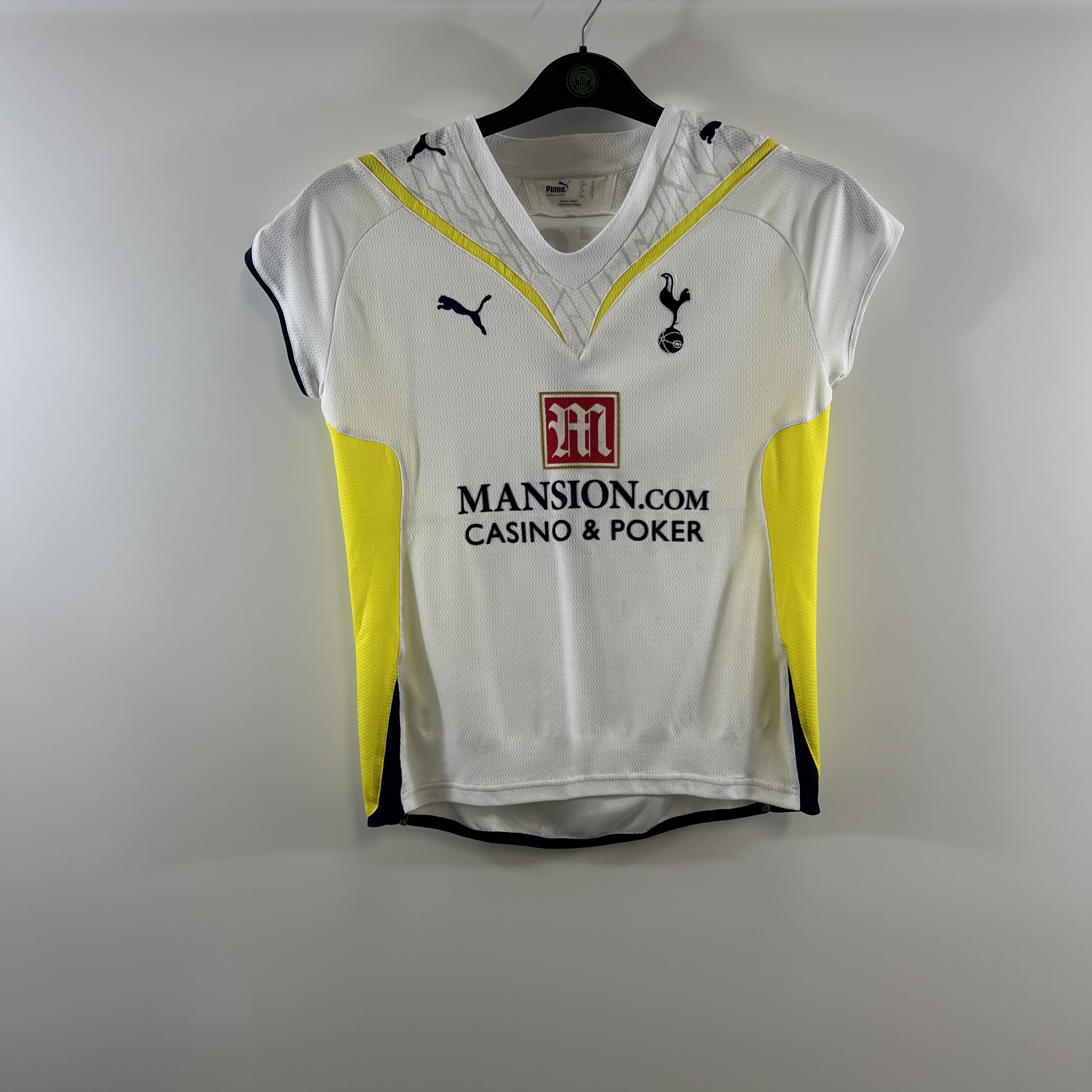 E3EE6C97-45B4-4EC3-B90F-16ACE8B356FB