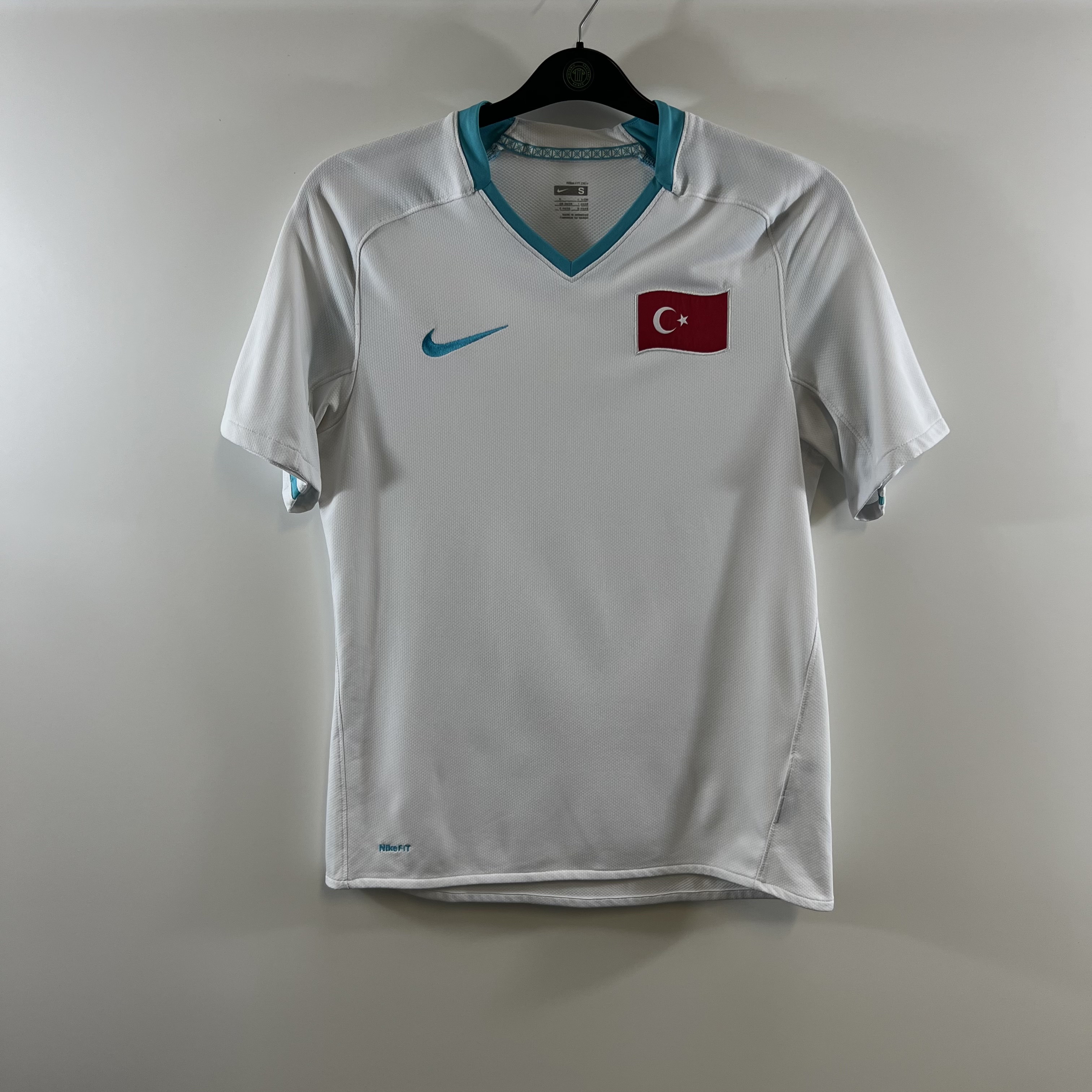 FD379BDD-D718-47BE-9419-BB20E9E505D0