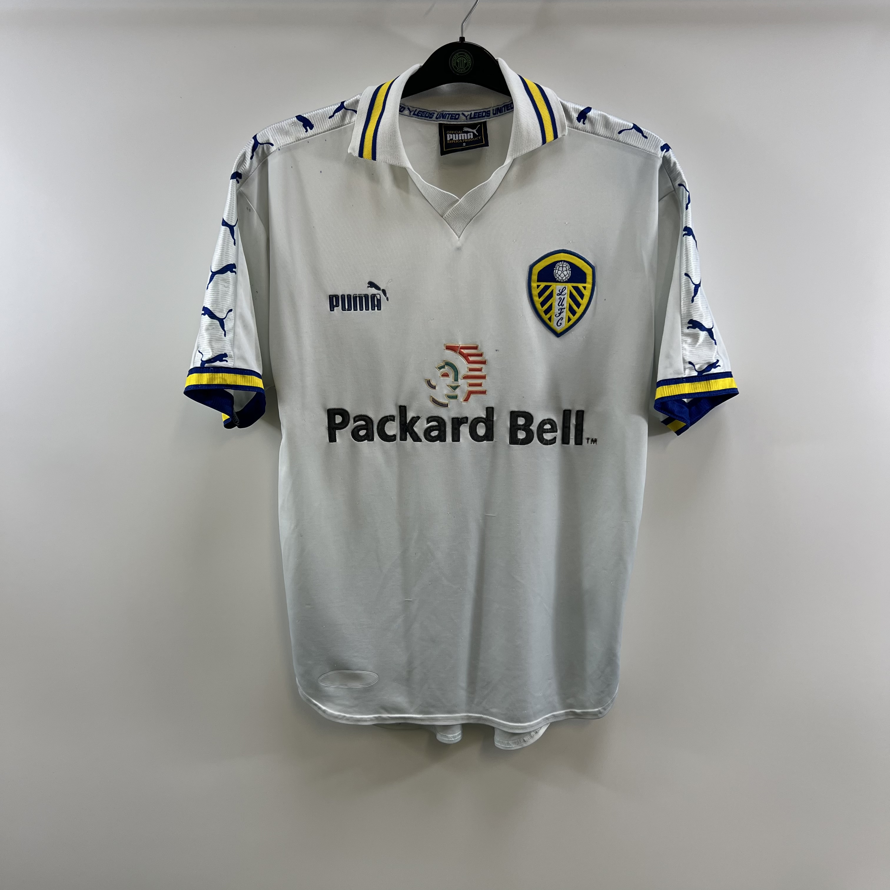 569BA1D7-35CB-4E57-BCF3-8CE8F0A792F7