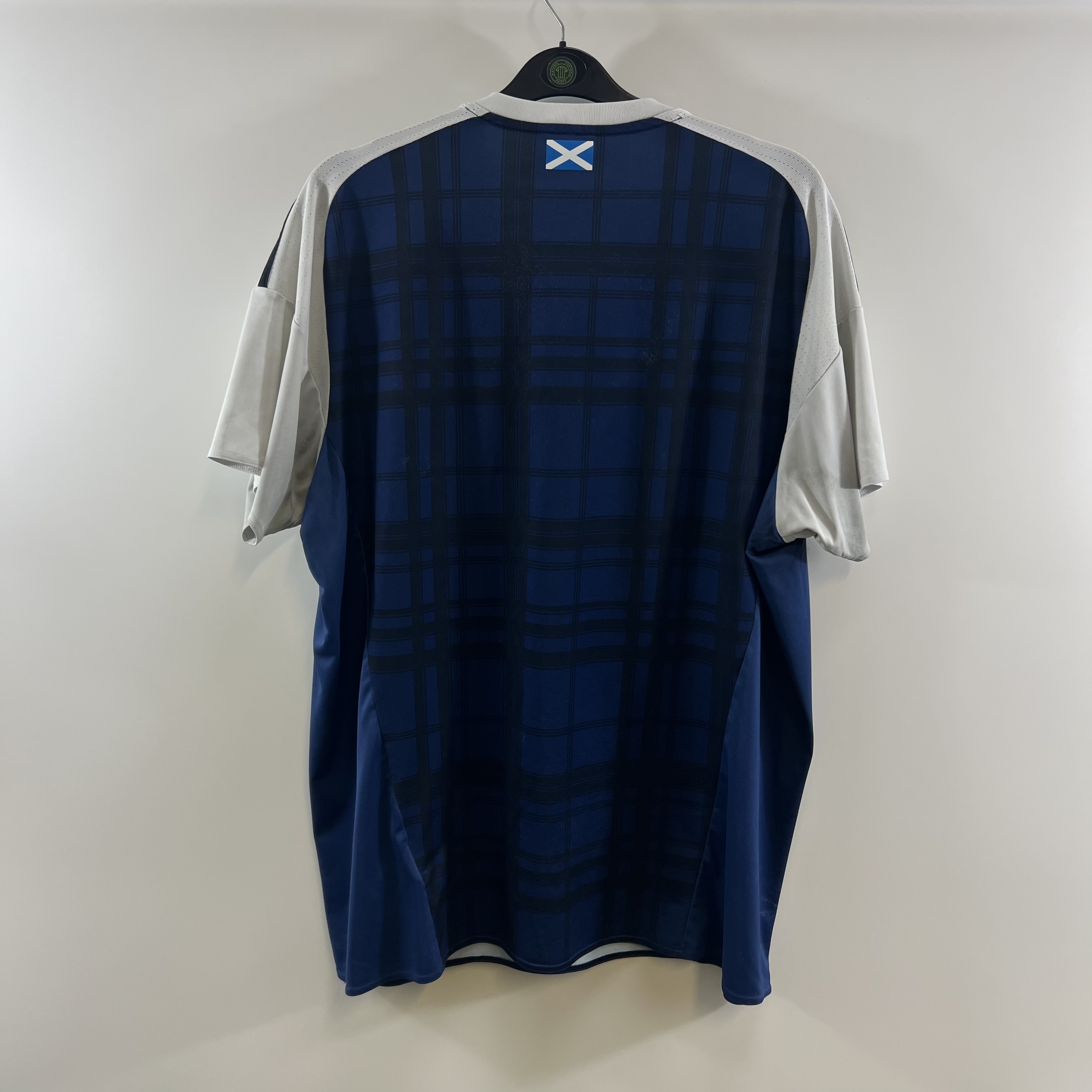 6536FB2F-9431-4F6E-A679-CD0735E31D87