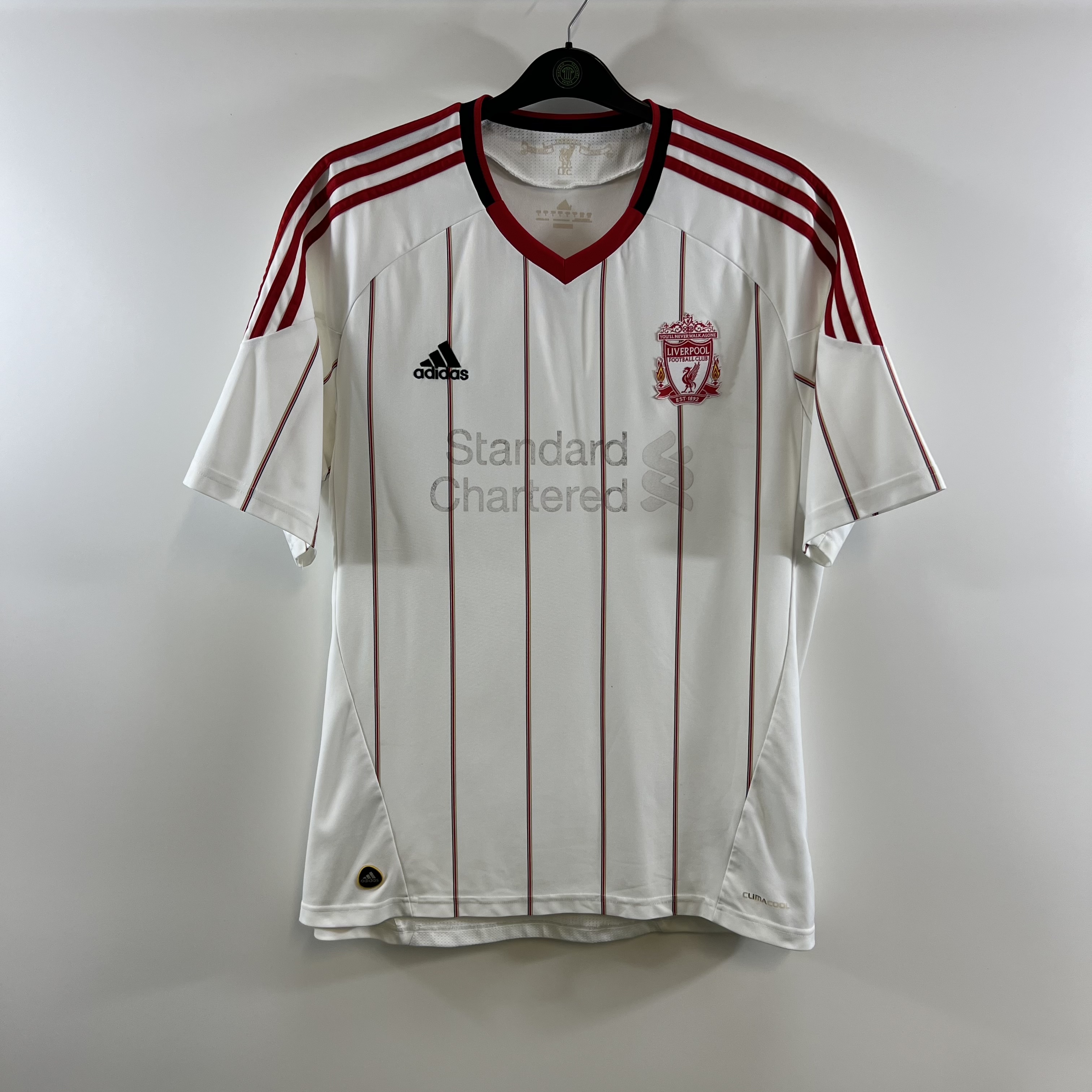 6B2716A9-FD9A-4BB8-83D4-9582FB2833DB