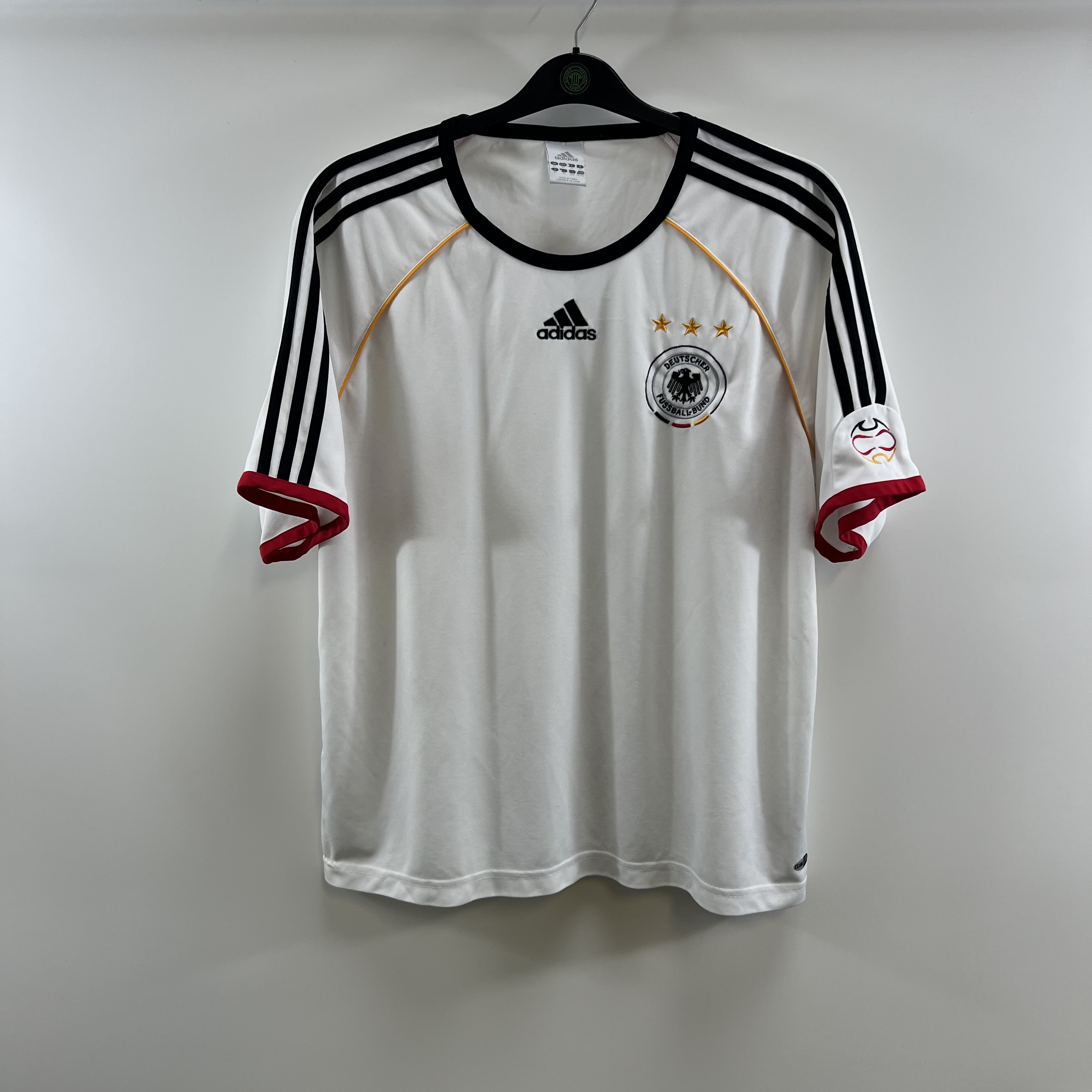 6D94F668-951D-4567-9BC0-DE0A3E7BB747