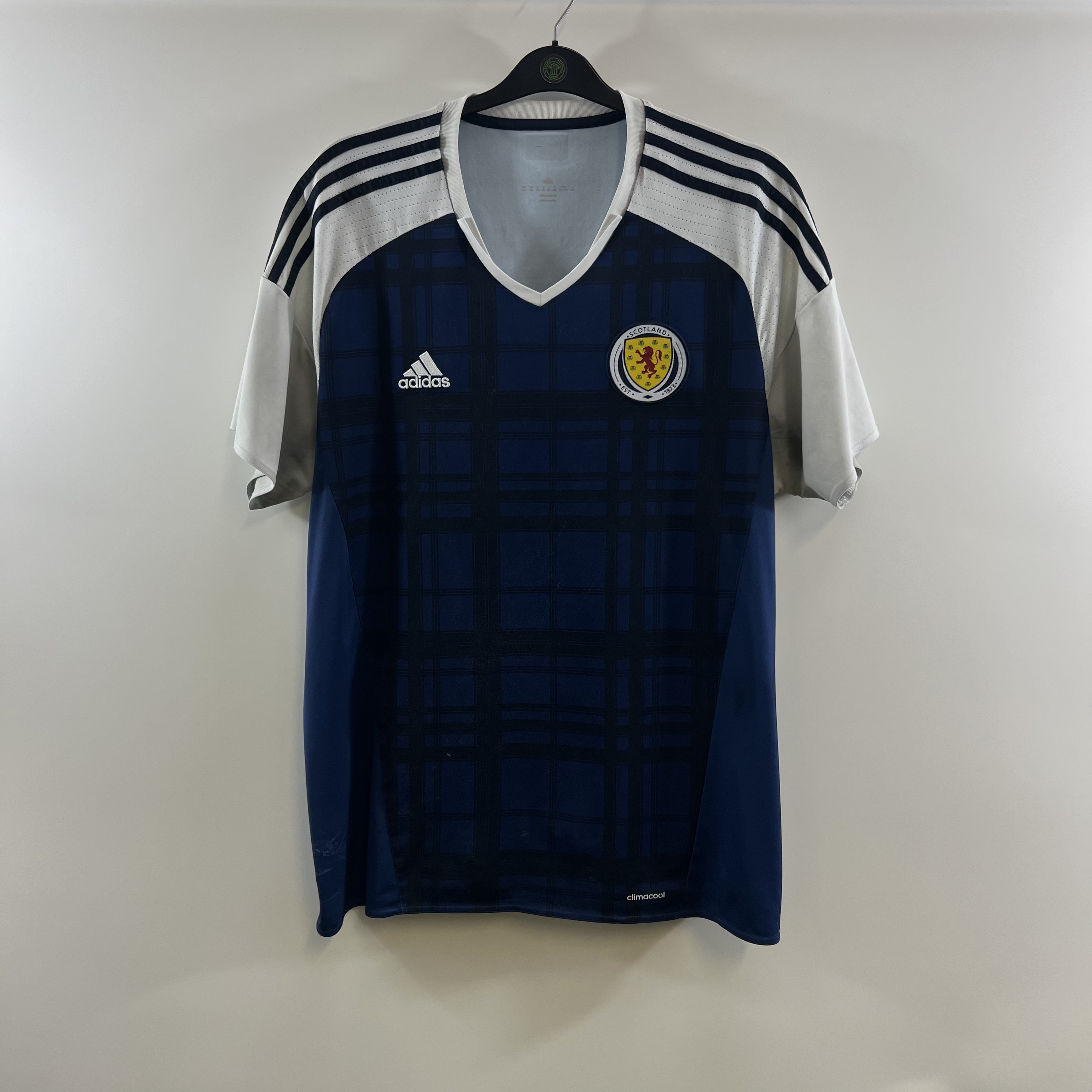 B38C2584-5755-4289-8510-BEB344834F8E