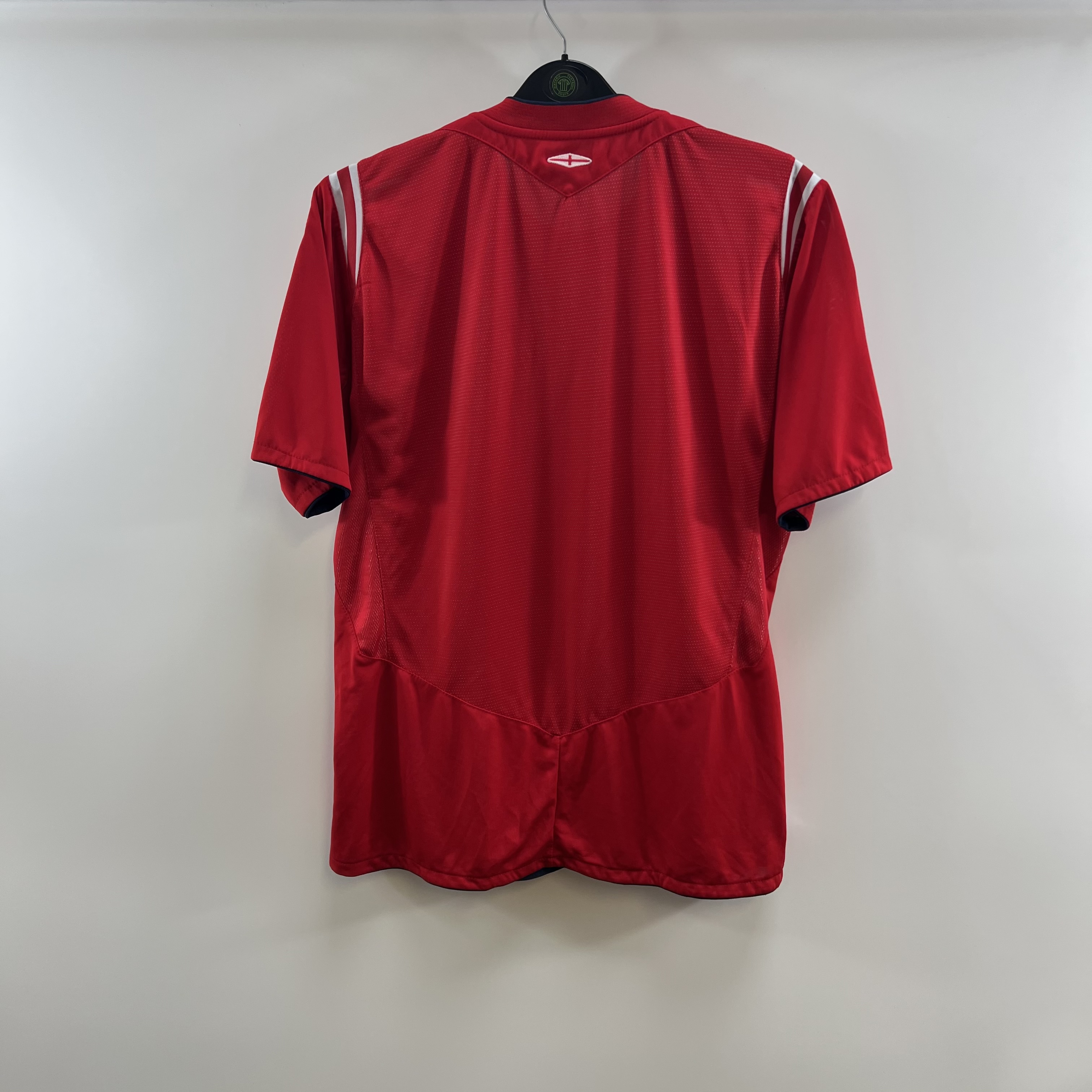 BEEC8698-212A-456B-97AB-31ADB93B9CC3