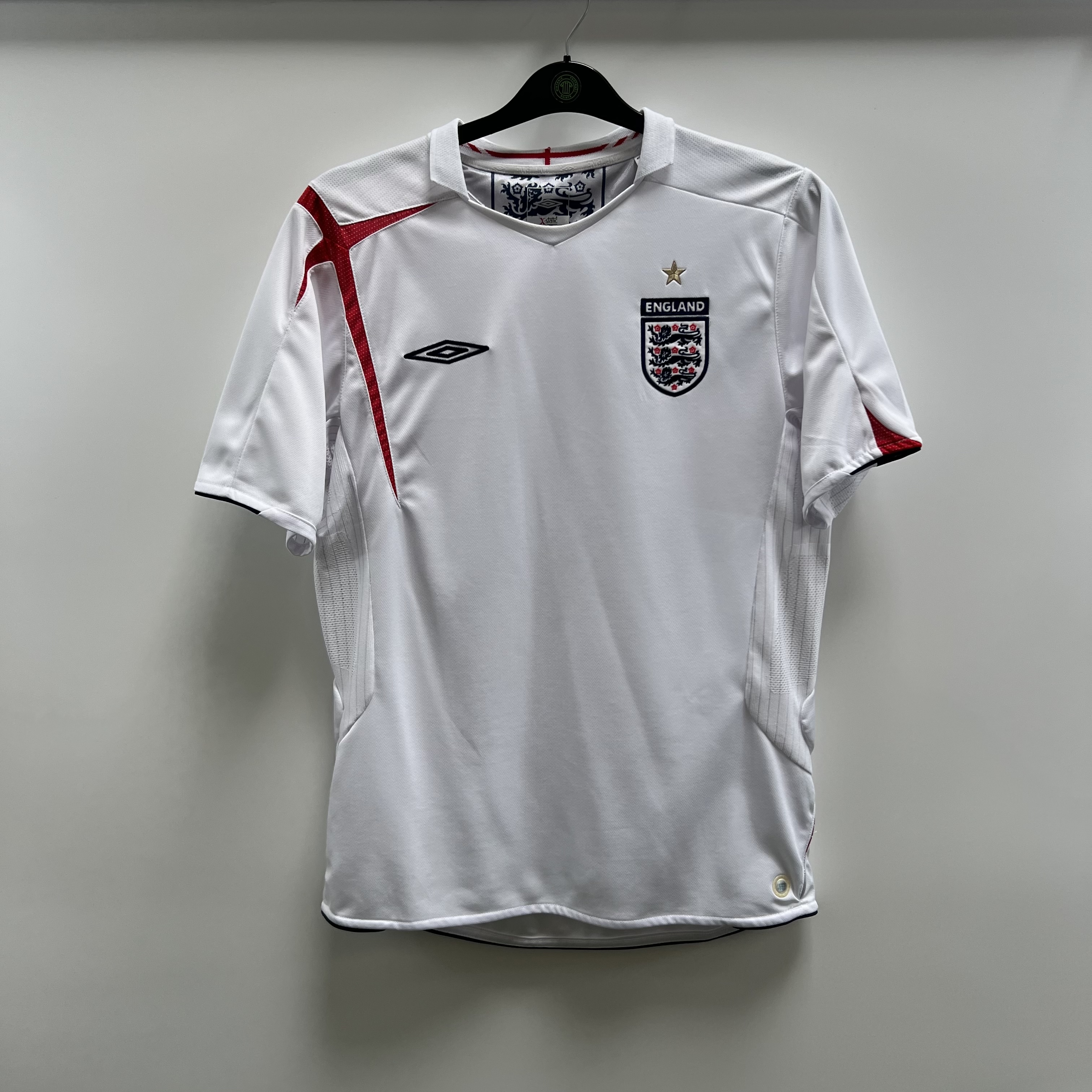 DB196692-FA97-4778-A2C2-B9CDA5D774A2