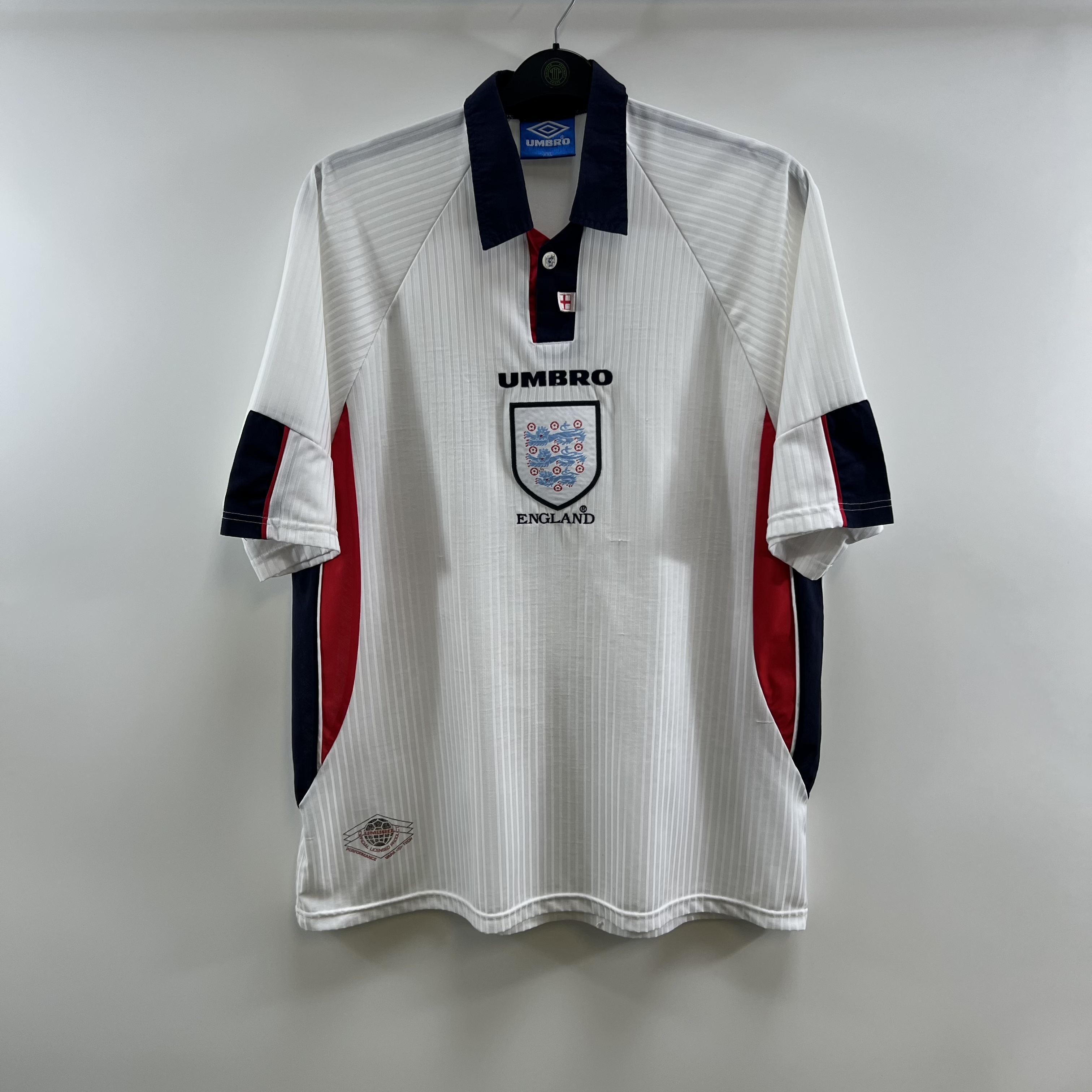 2BDD0E8C-C519-4308-80BF-5C28F9194DA8