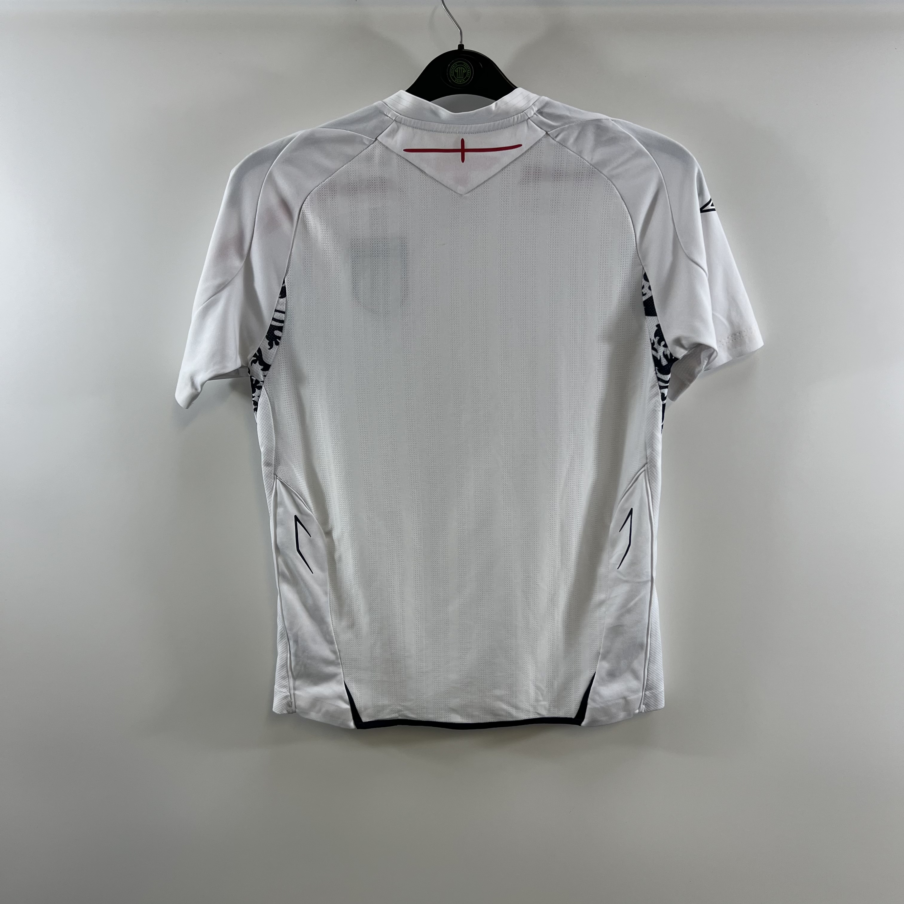 3BA8B783-8B72-4176-AEEF-80B3310A46A2