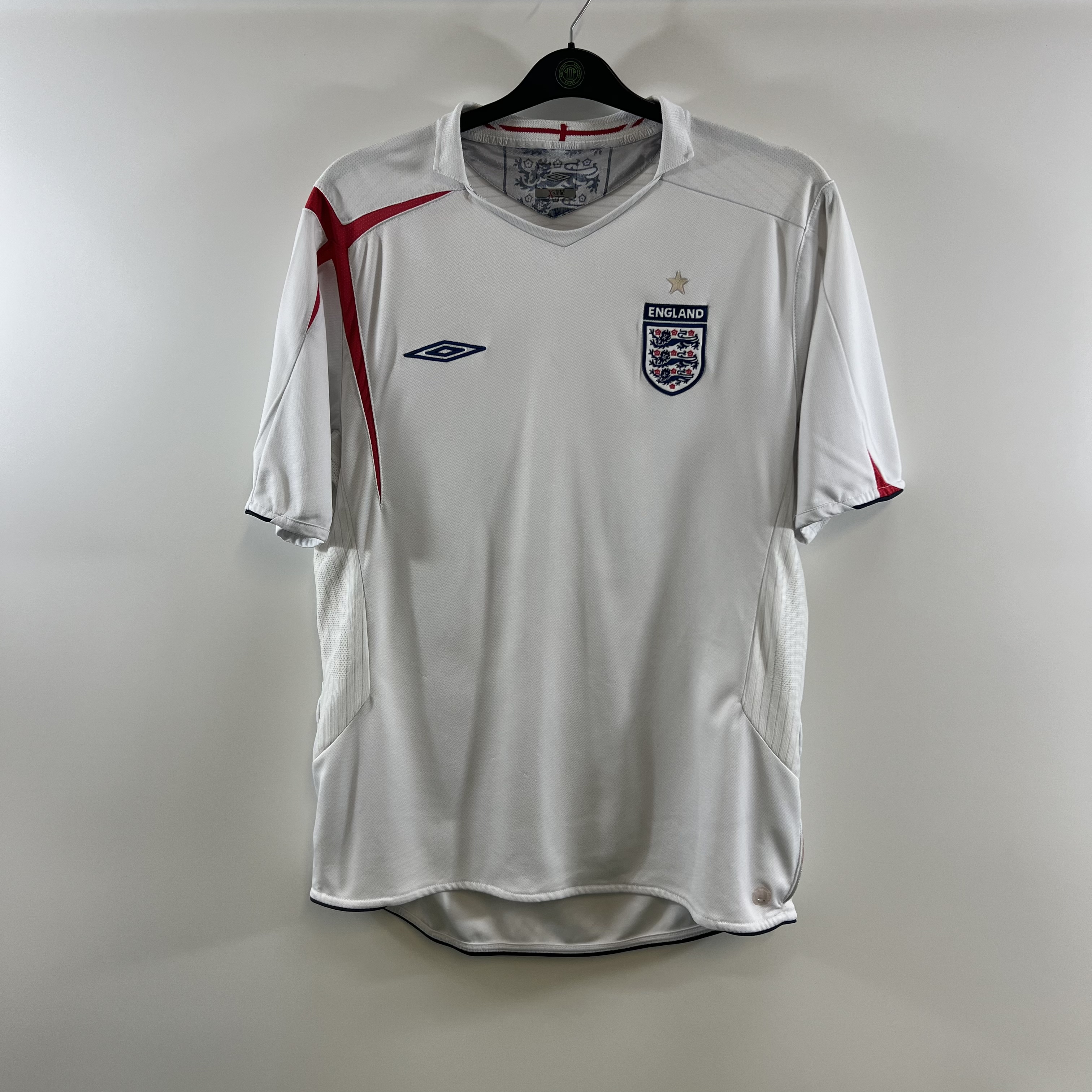 B97BF301-0B3C-4F70-90A5-49F84374EFF7