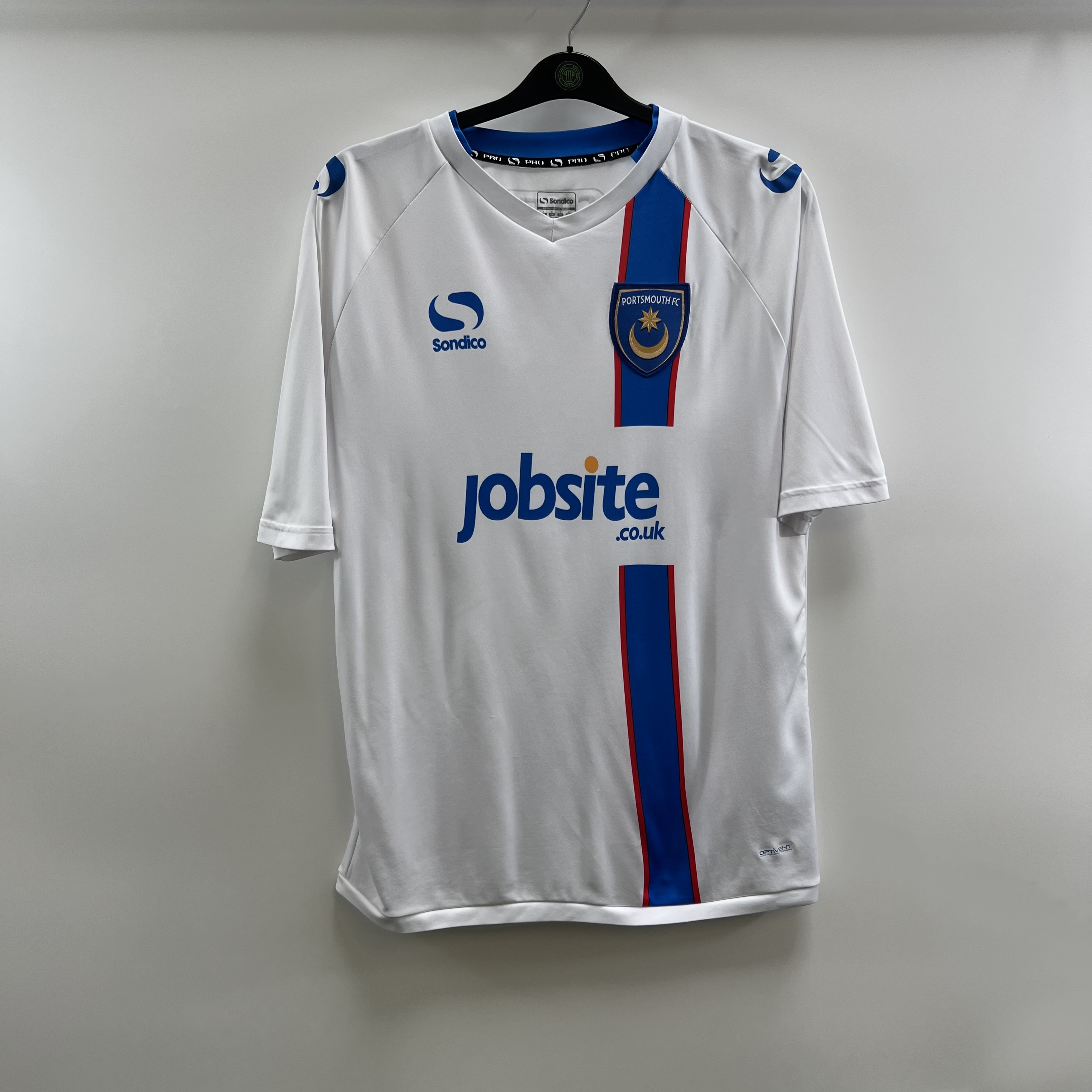 C0CFD77A-797B-4EC2-96F0-2A0C9FF1A7A7