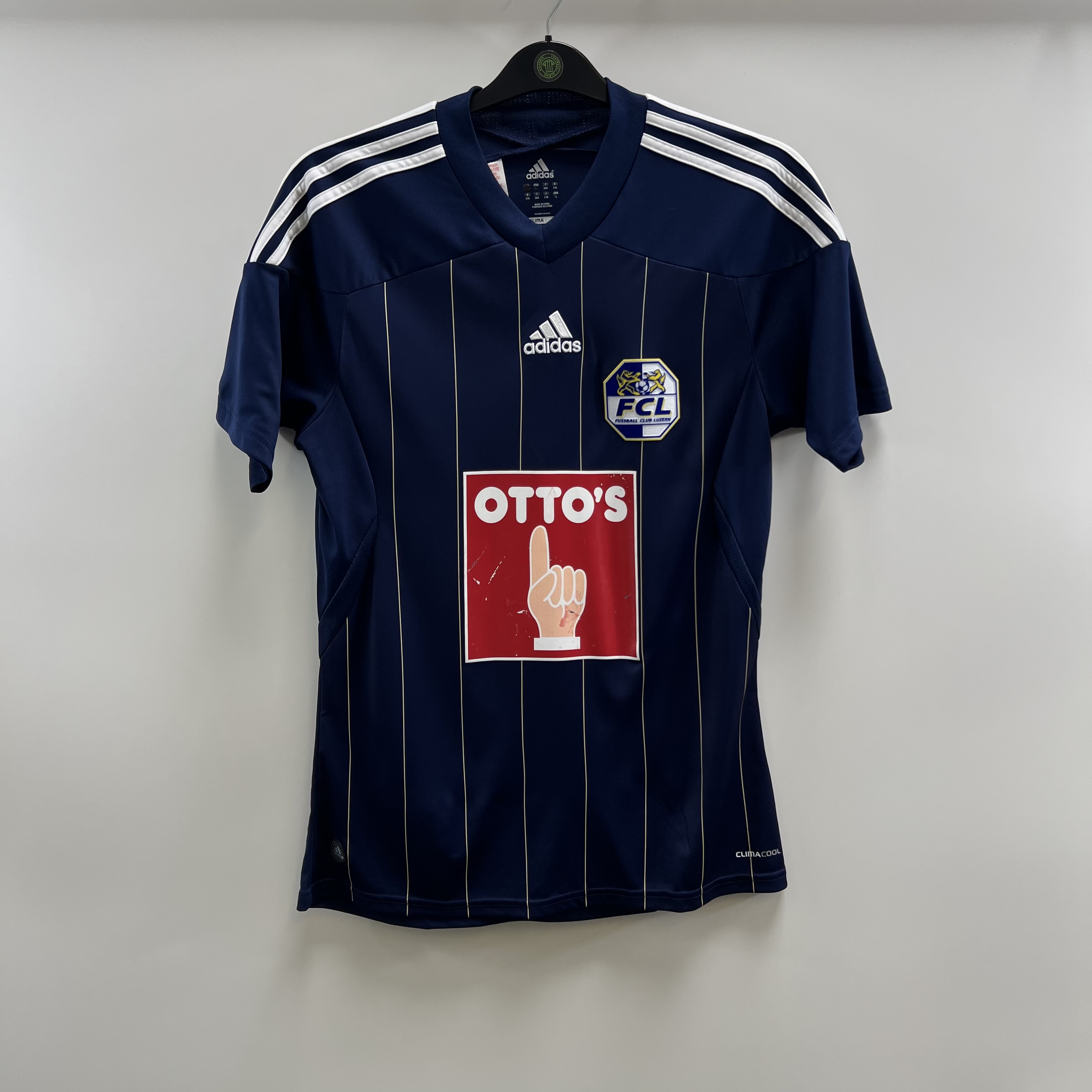 179333C4-561B-4B01-AB0E-80047FFA1E36