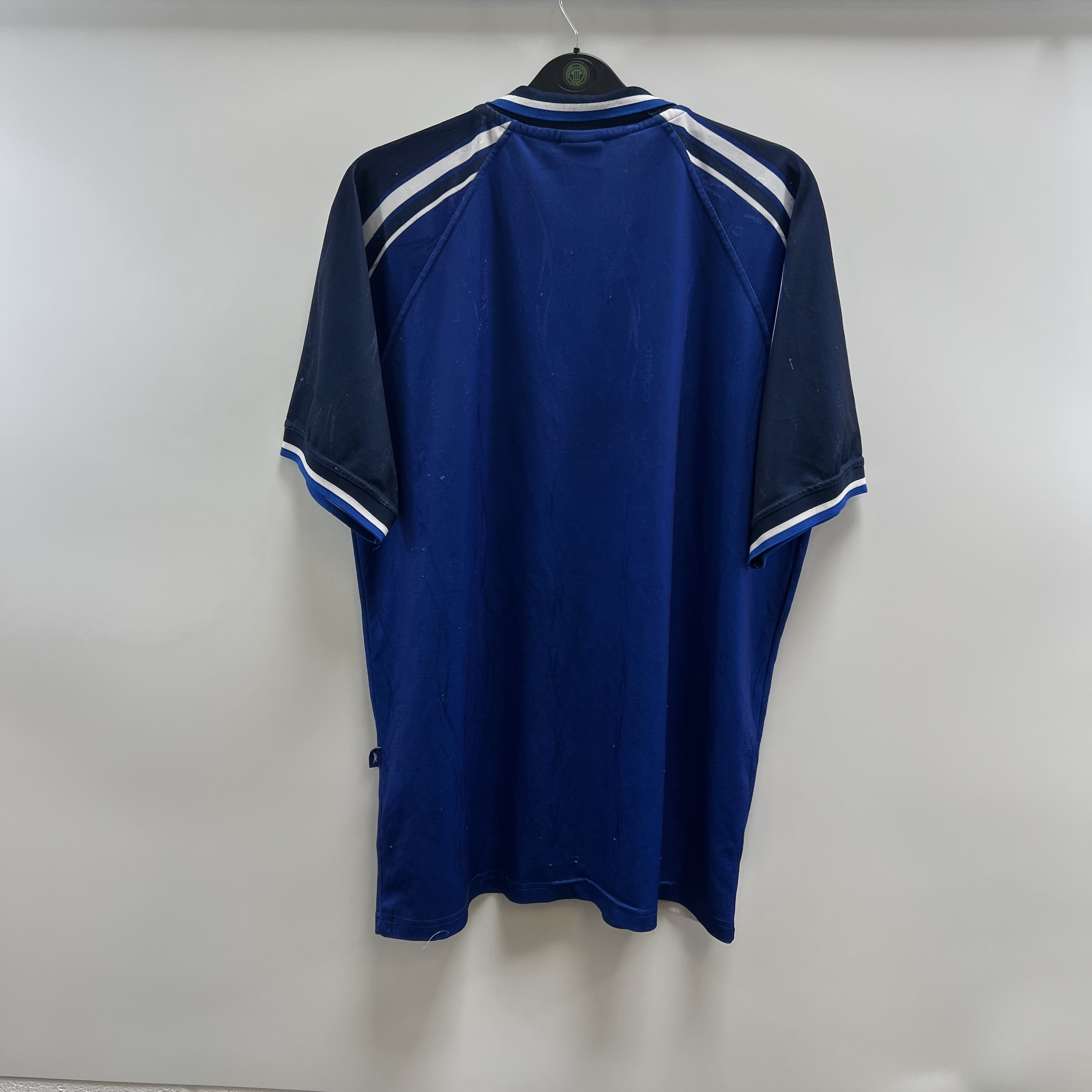 1A8C9E88-D3AA-4143-B17E-8DC98BA658CA