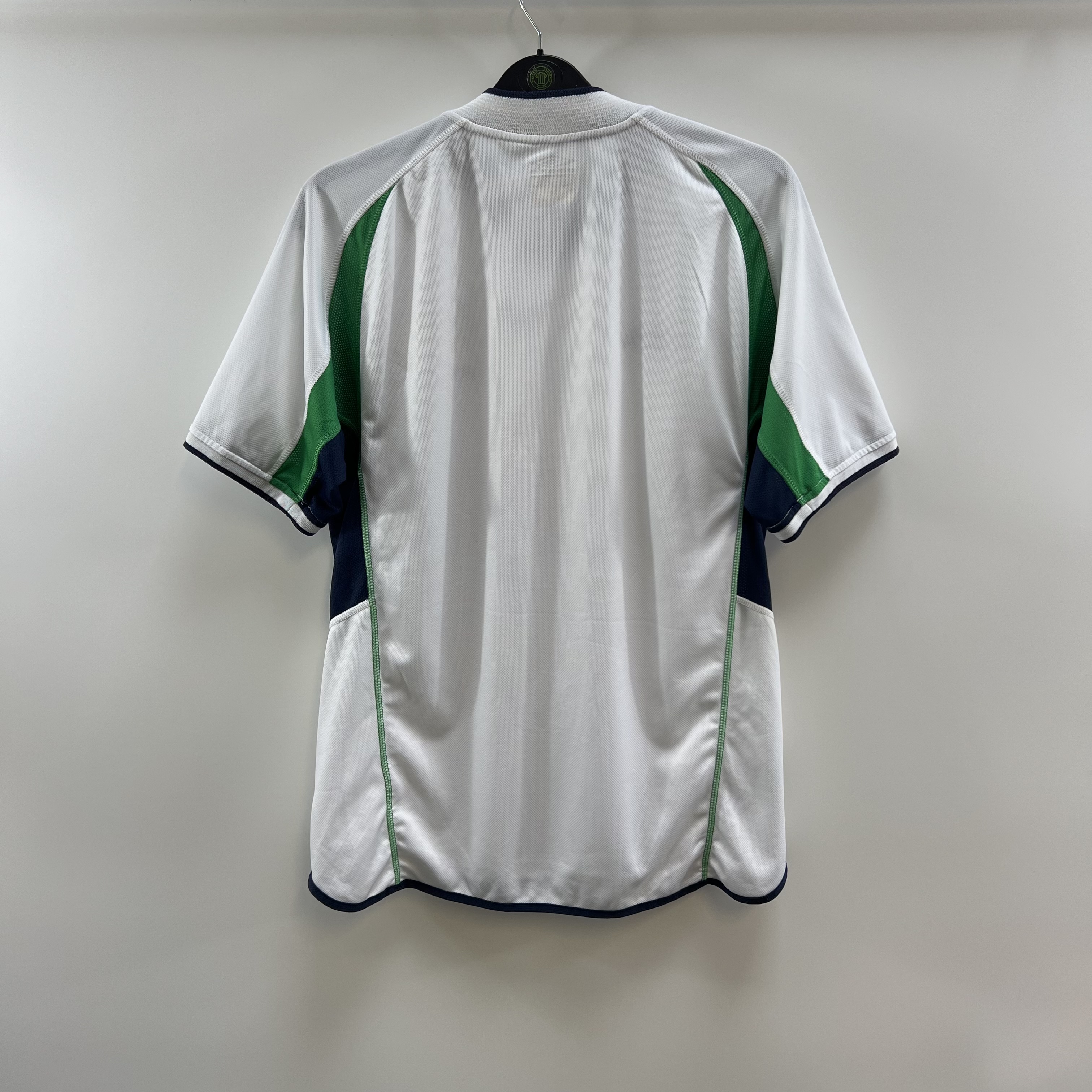 3EC5B074-B87E-4AA4-843D-0D25209C1691