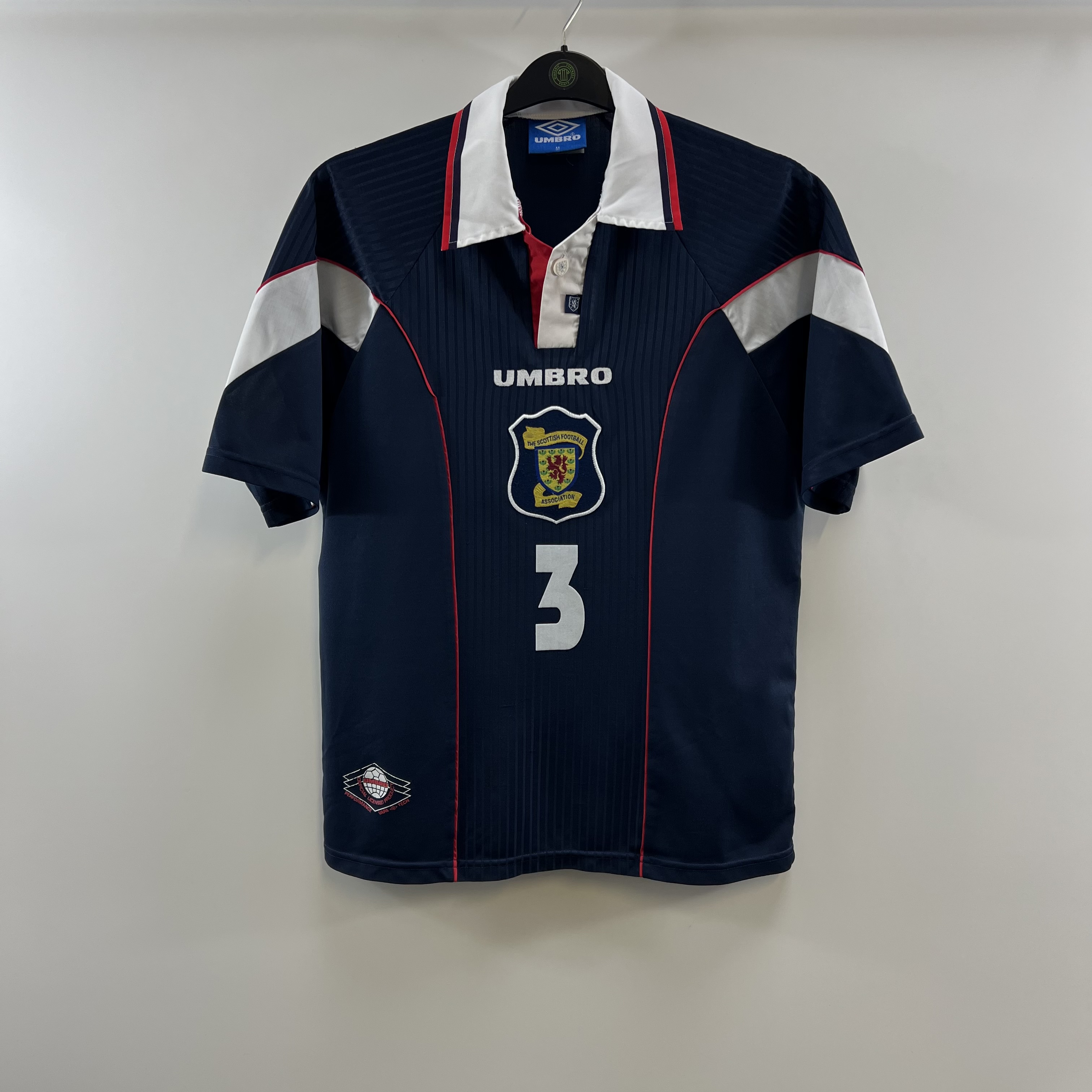 698973BF-12E0-40C1-AE36-F54EA0FE3EB3