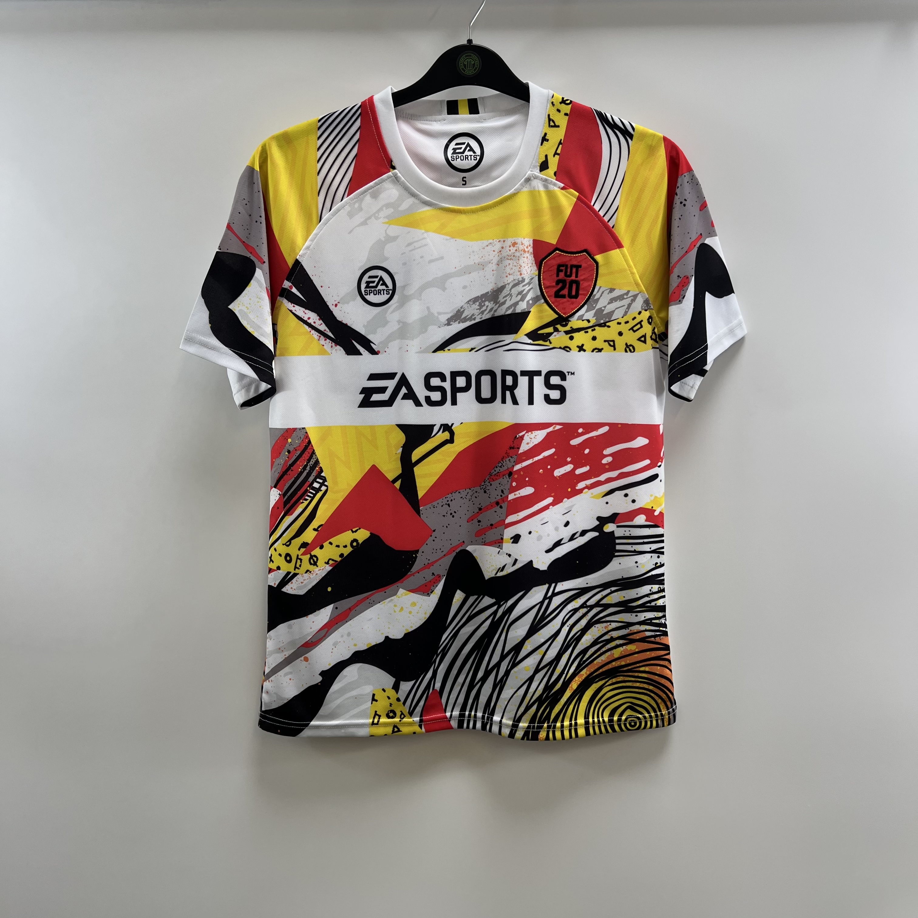 7F857640-E660-46C6-831E-63E7B4DD8505