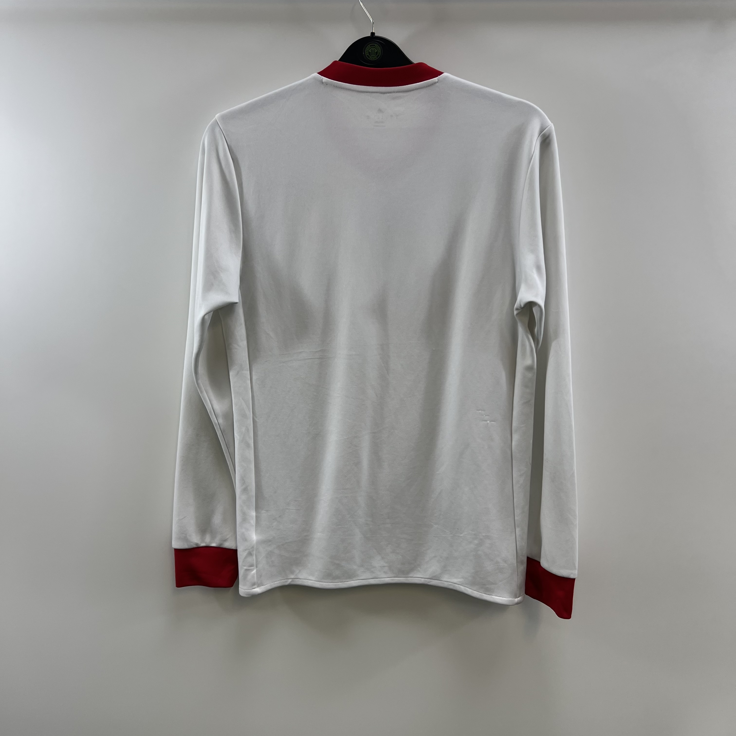 FFE93427-5DE8-4B48-81BC-206AF6B6E6CE